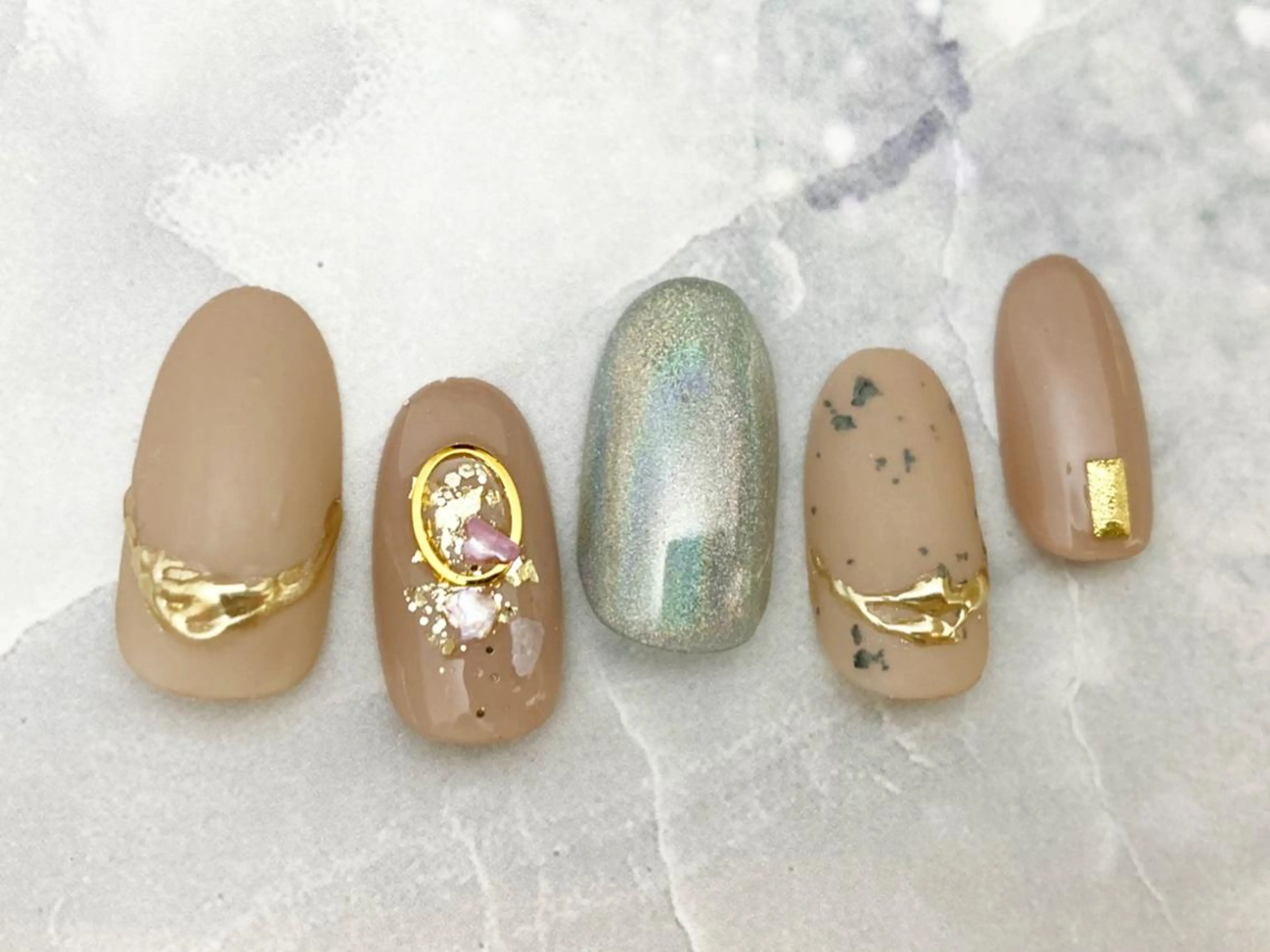 マツエク・マツパ リセ有楽町店 ネイリストのネイルデザイン