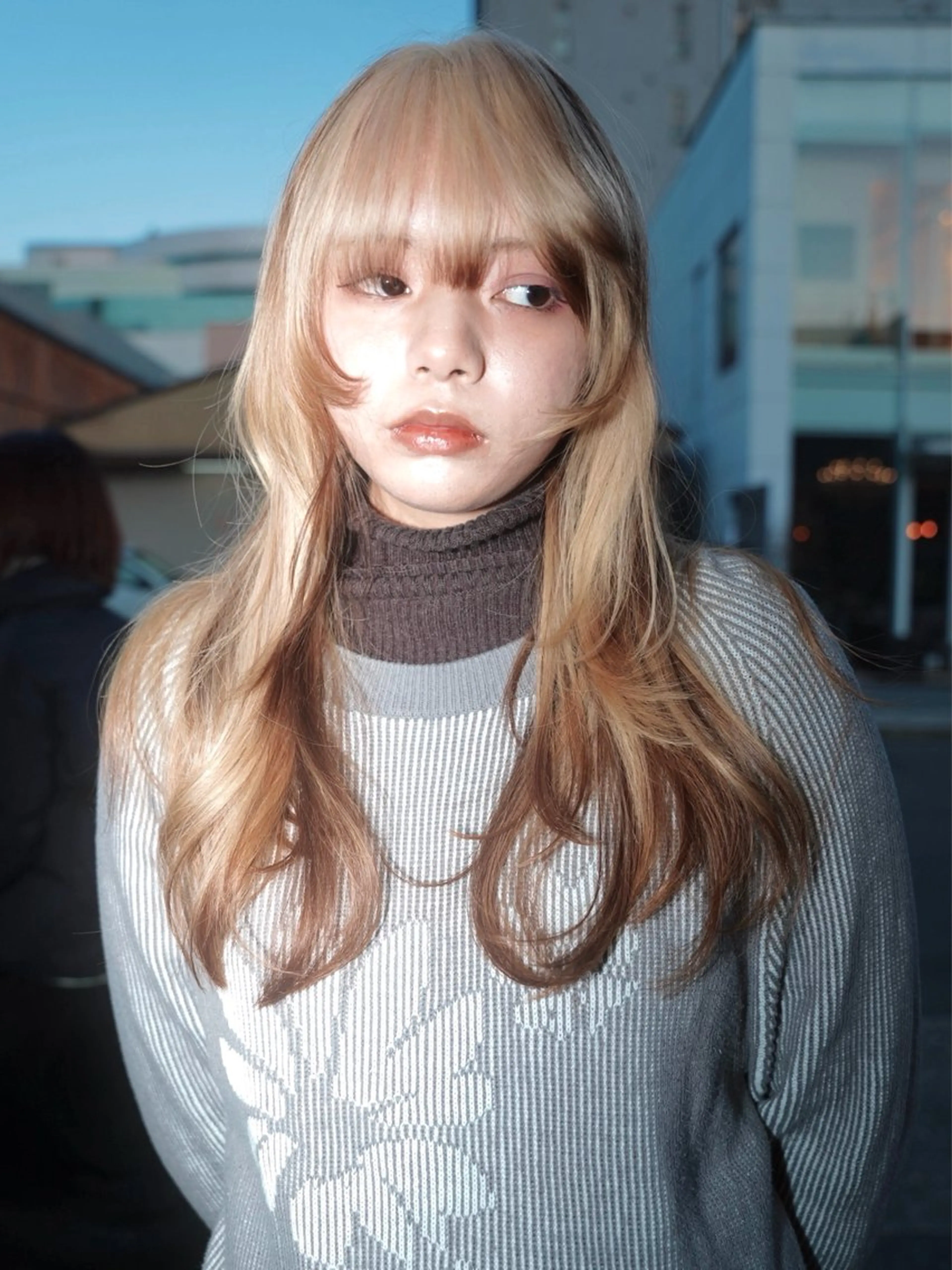 セミロング カラー デザインカラー カット ヘアカラー トリートメント デザイン/レイヤー Kaito🐩/栄のヘアスタイル