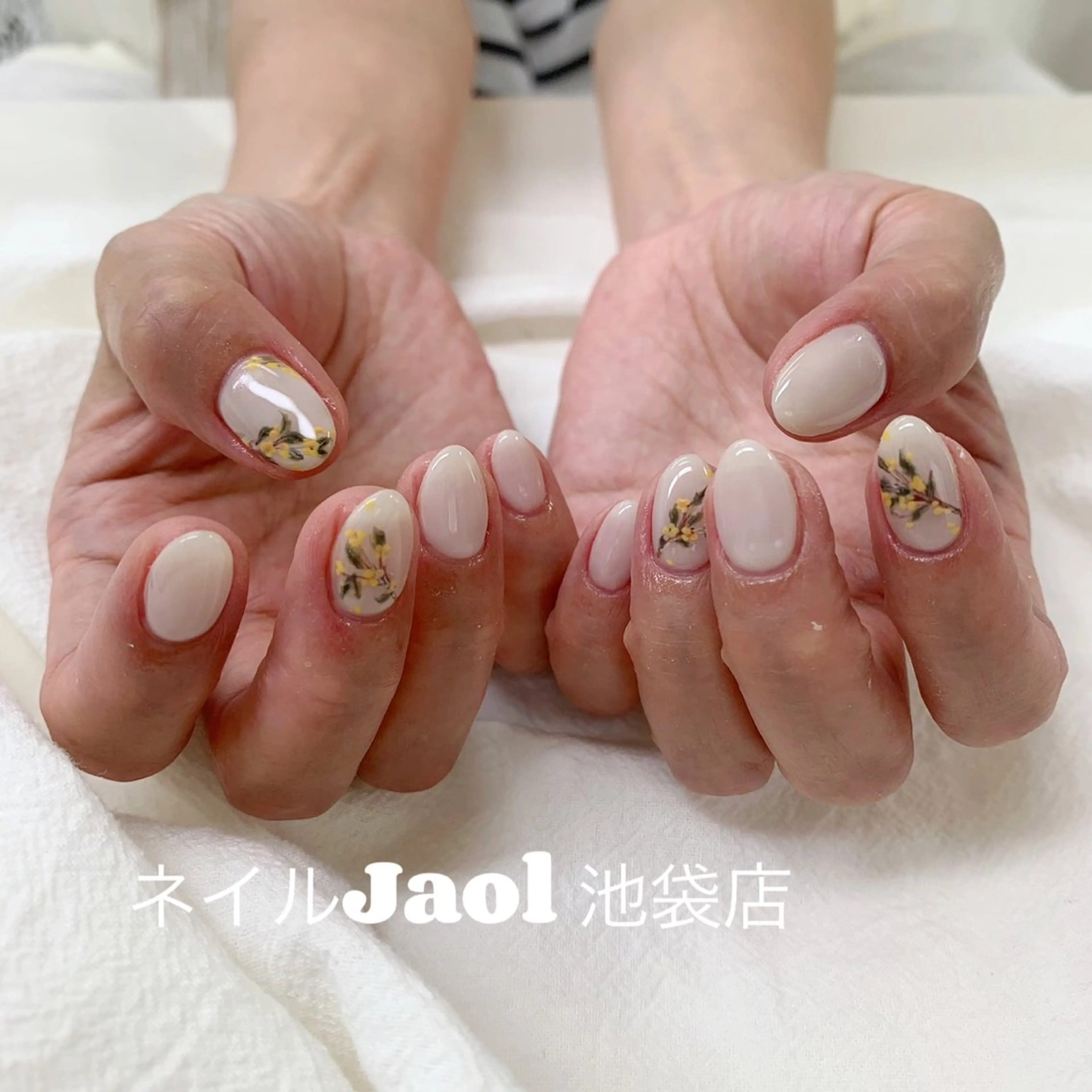 ミディアム 韓国風ヘア nail jaol池袋店所属・ネイルJaol 池袋のネイルデザイン