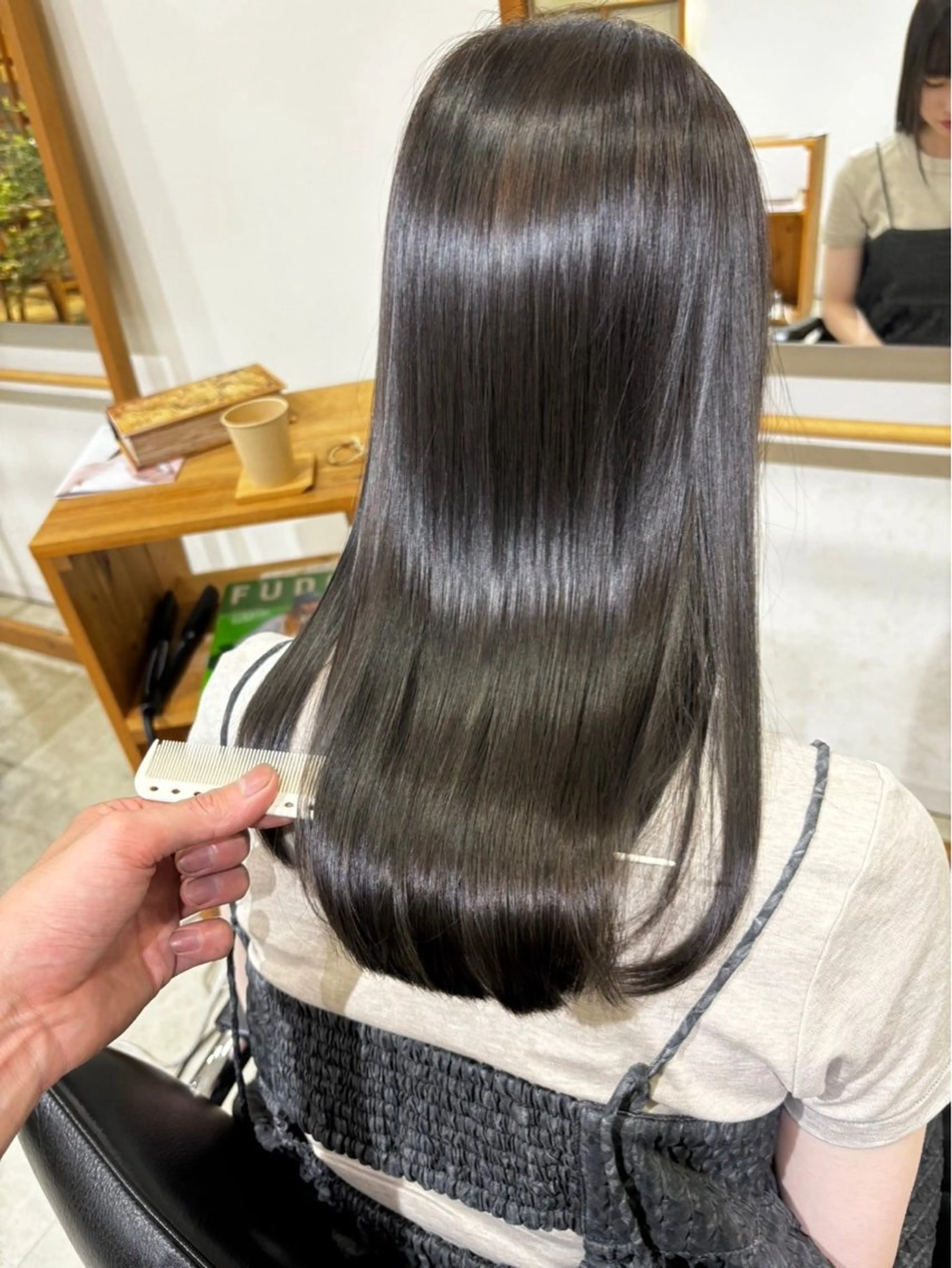 ロング カット ヘアカラー トリートメント 藤森結子/韓国ヘア/ パーソナルカラー診断のヘアスタイル