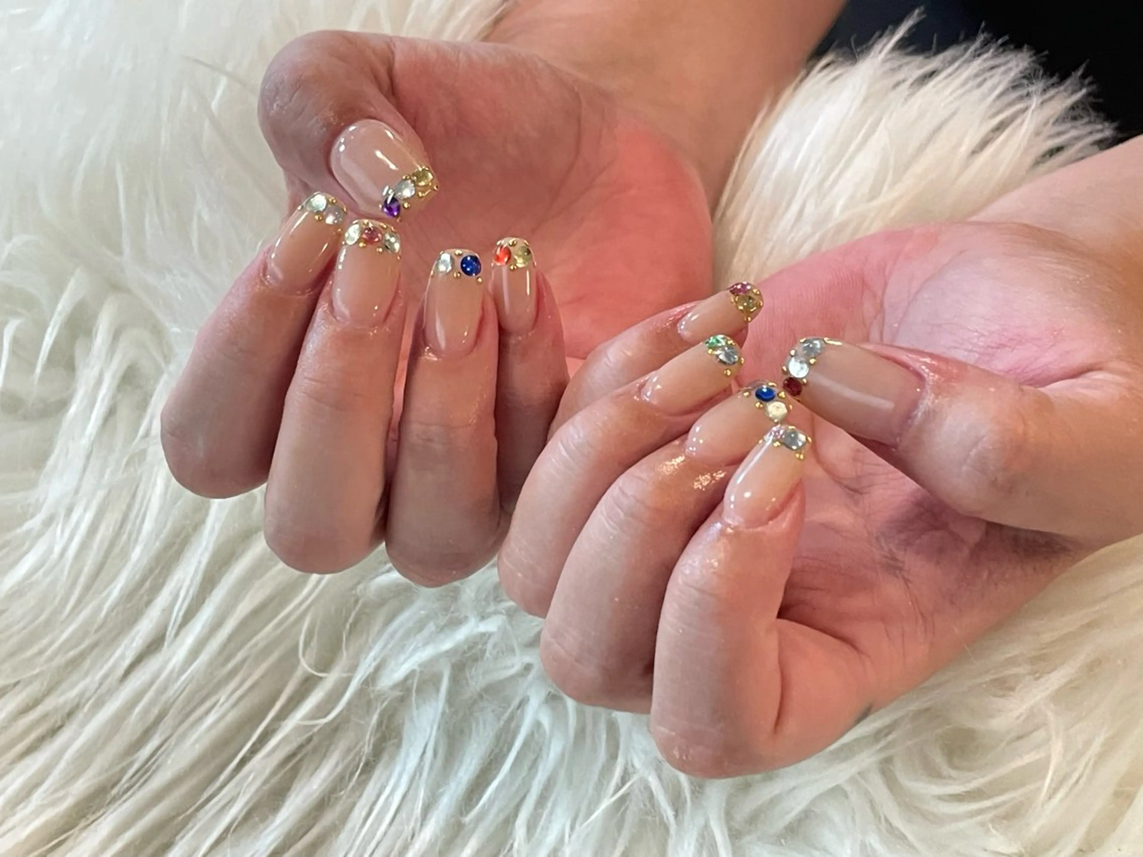 ネイル フレンチネイル ストーンネイル 88-nail. AKANEのネイルデザイン