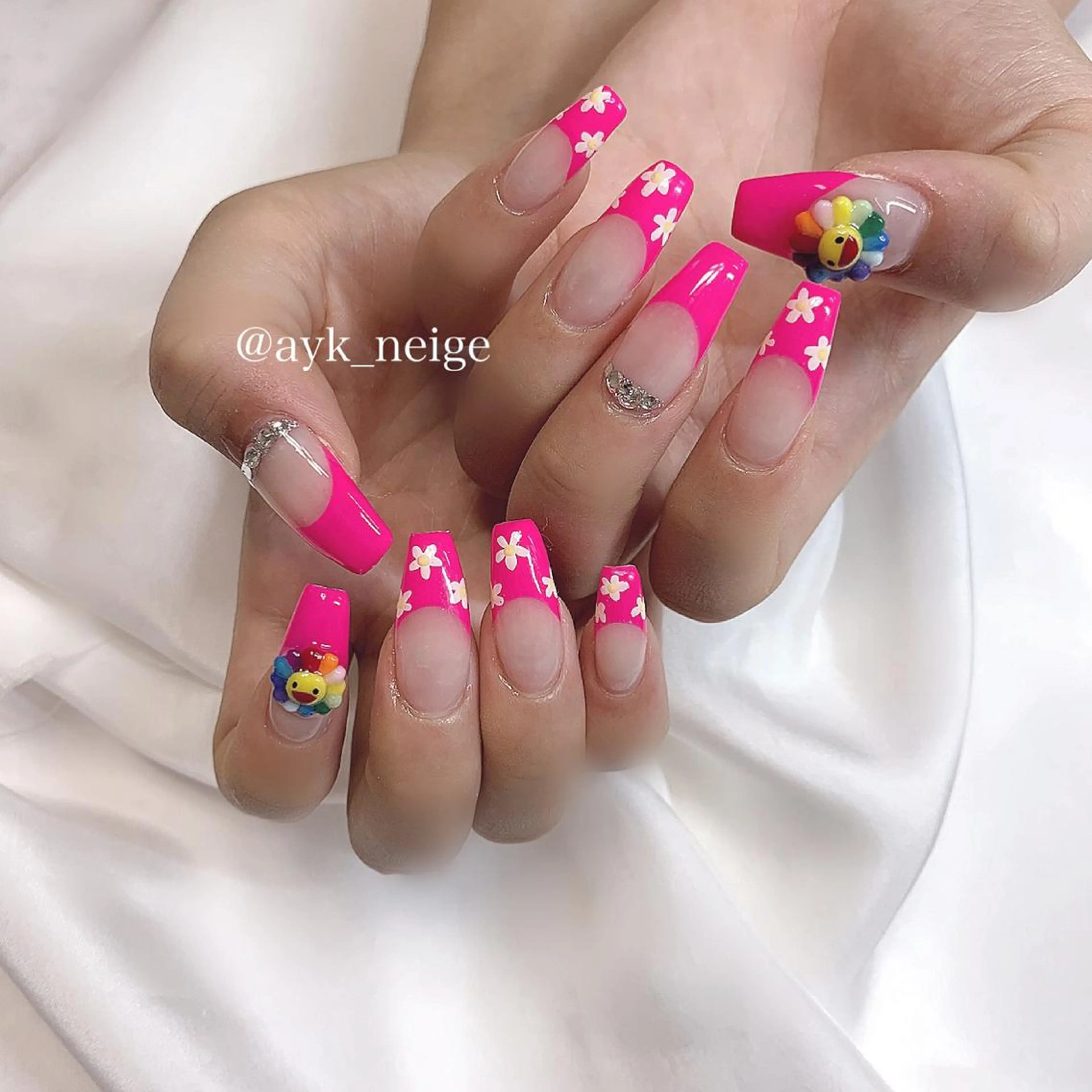 ネイル フットネイル ハート 韓国ネイル 冬ネイル n'eige nail所属・大谷 綾香のネイルデザイン