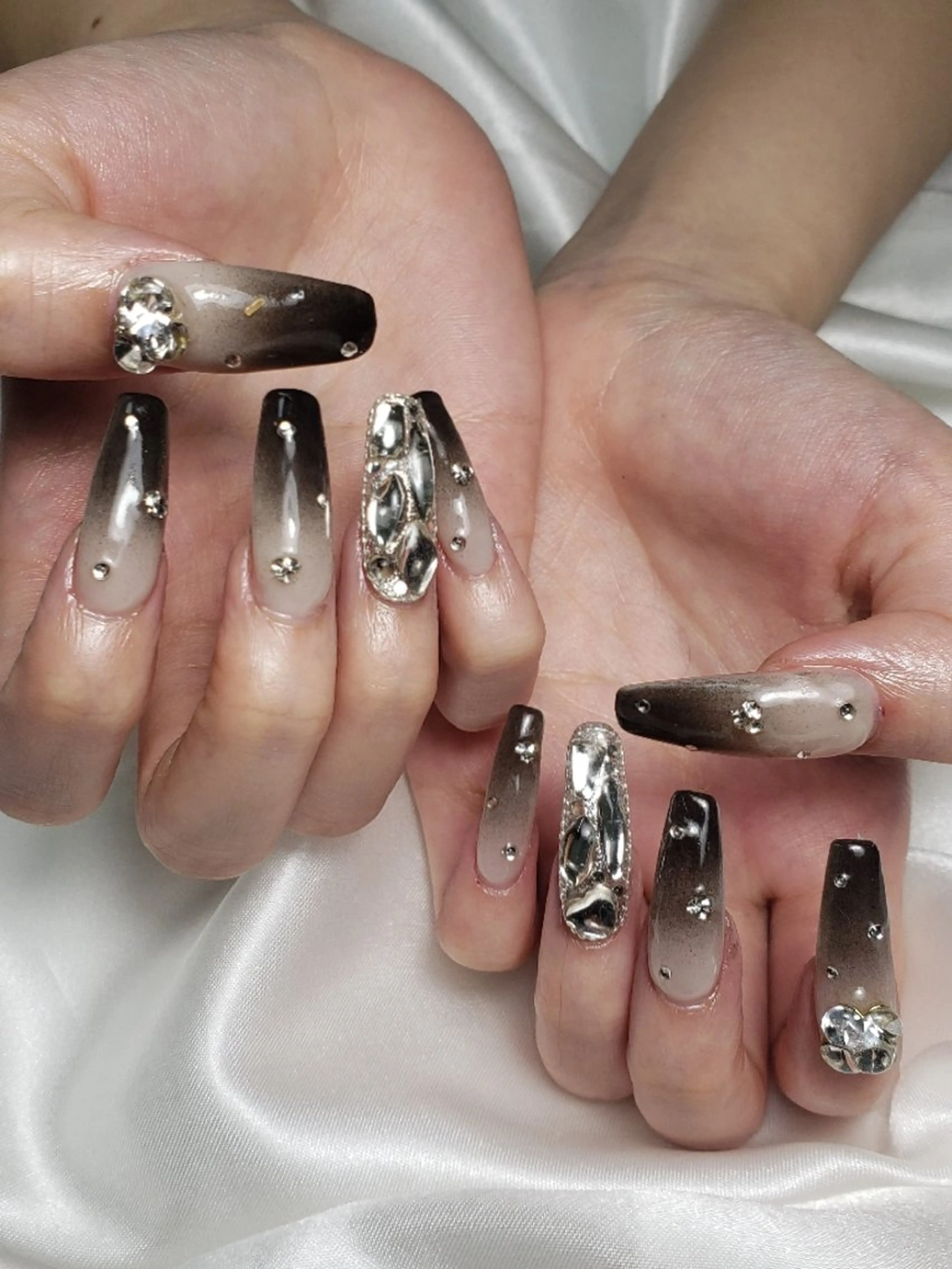 ネイル ビジュード ネイルのネイルデザイン