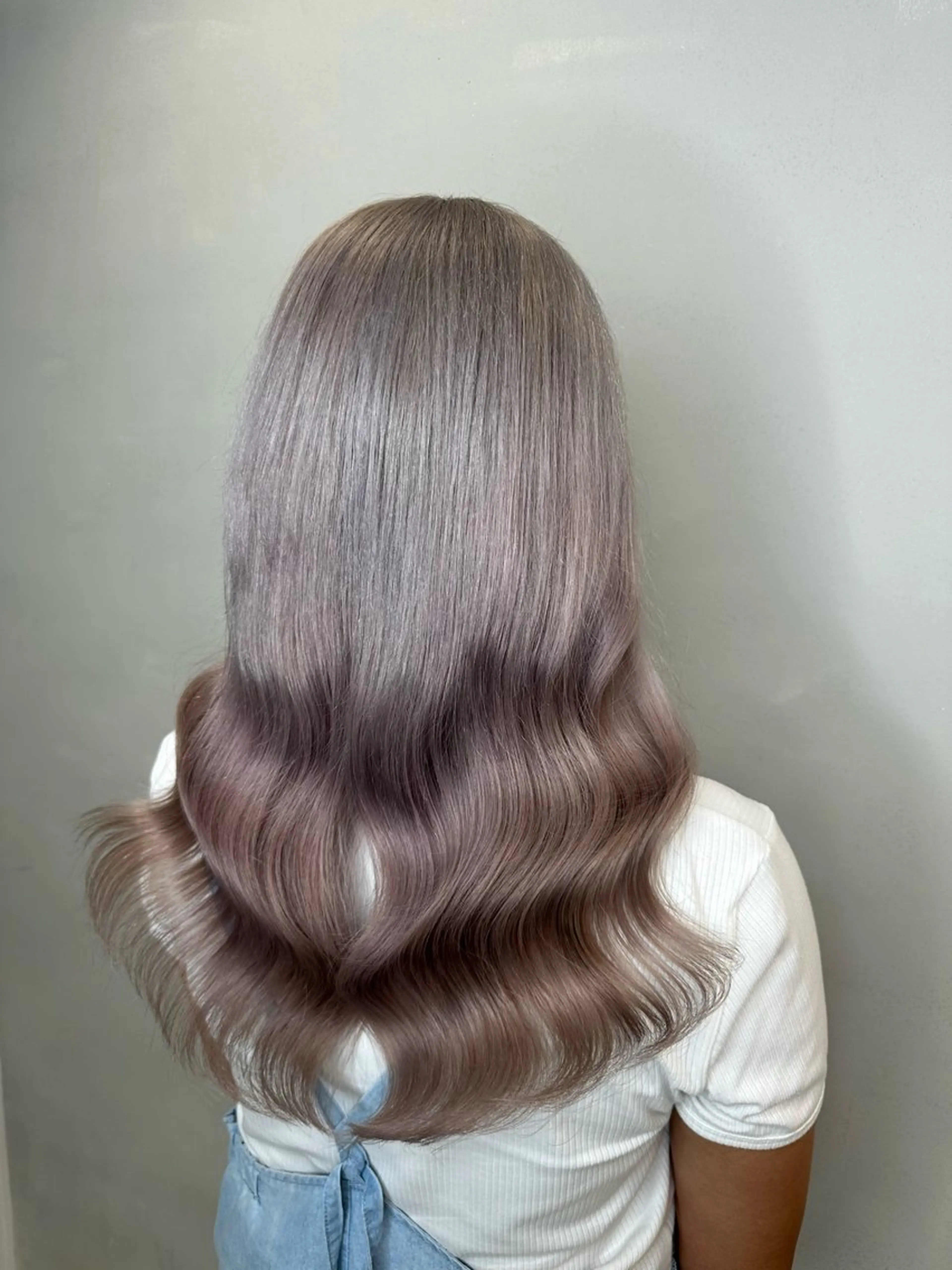 ロング カラー パープルカラー シルバー 【Lapis 渋谷本店】りかのヘアスタイル
