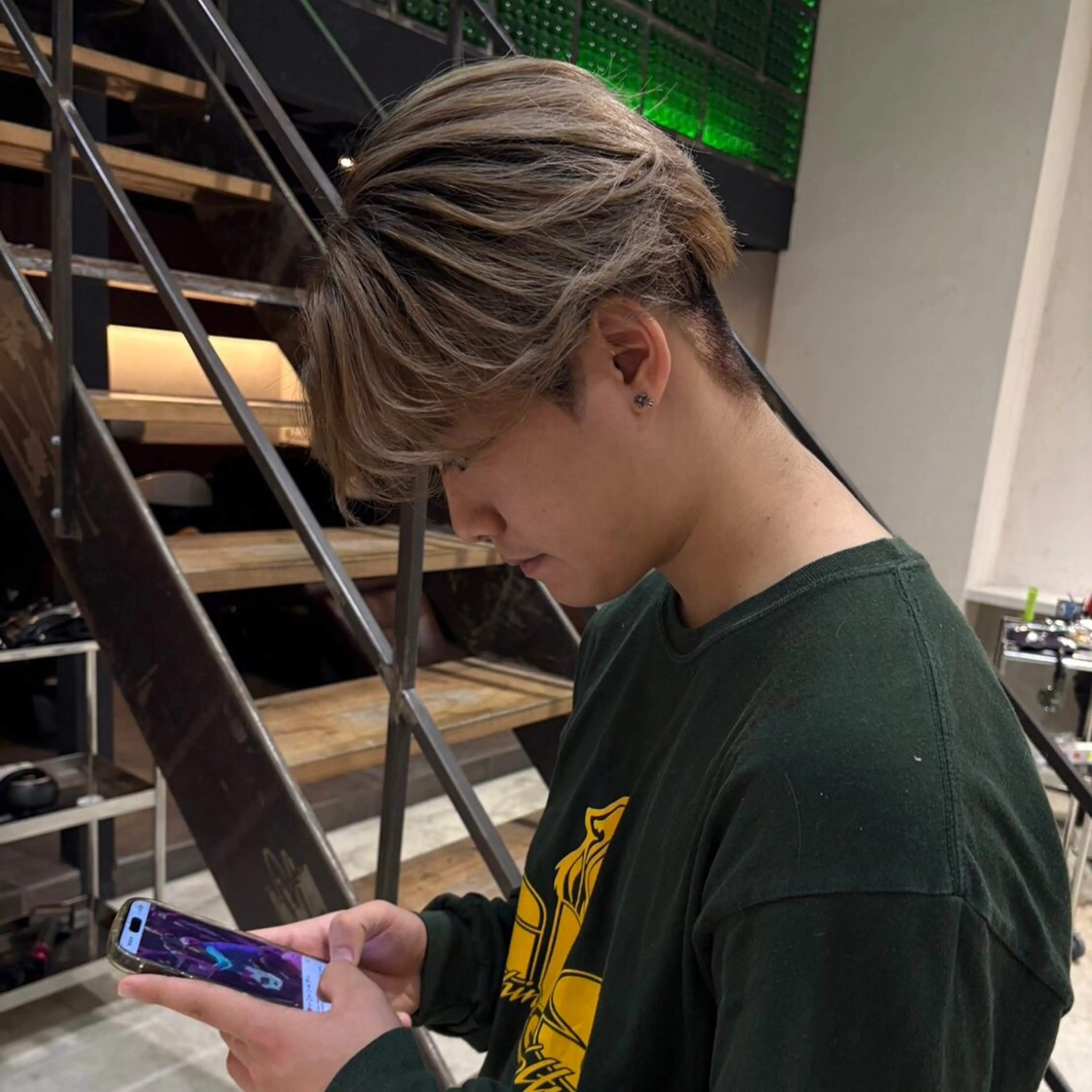 【"必ず理想に導く"】メンズバレイヤージュ＋センターパートカット＋ケアトリートメントの写真