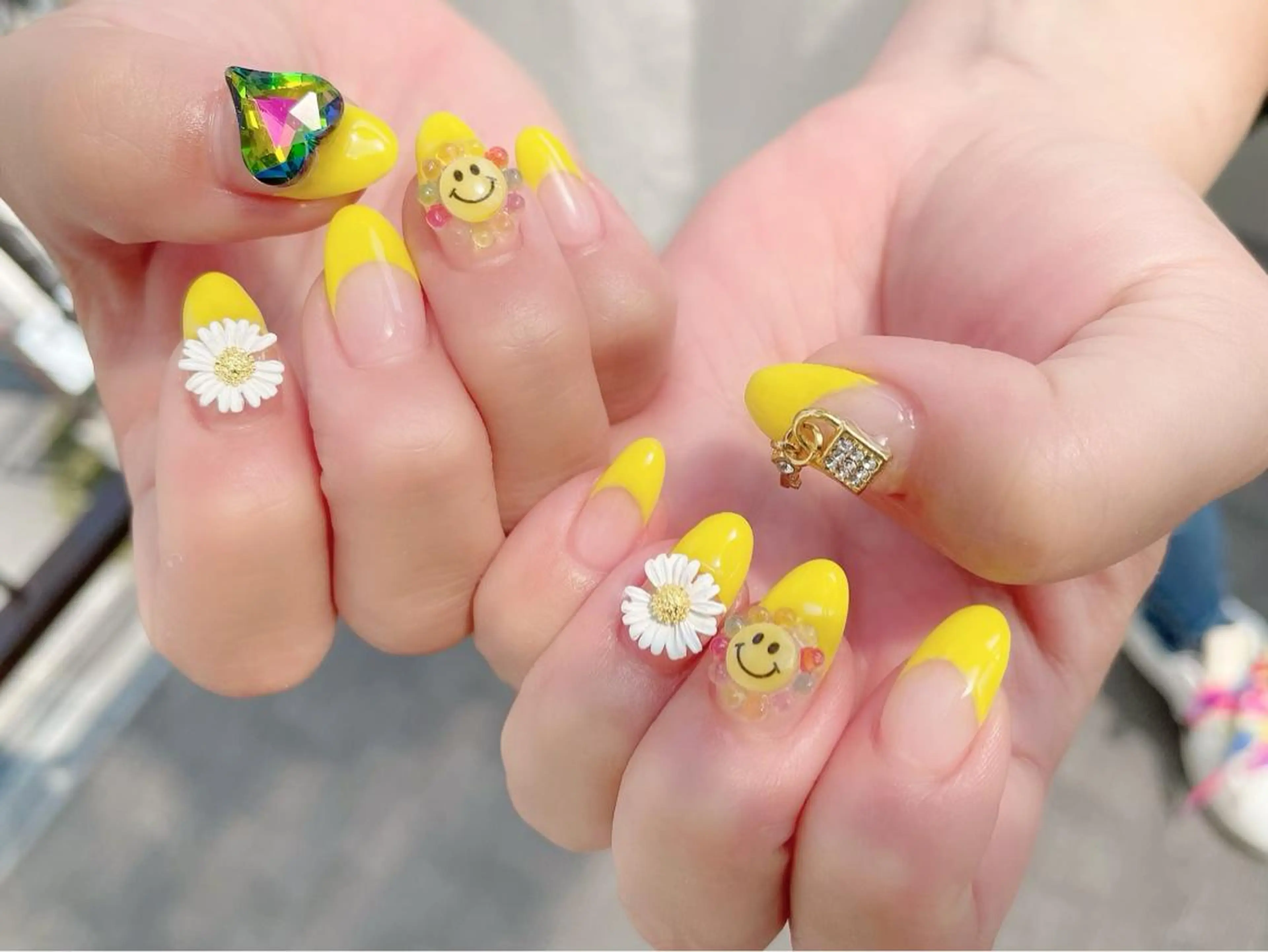 ネイル アトリエAIHA所属・アトリエAIHA★ フィルイン推奨サロンのネイルデザイン