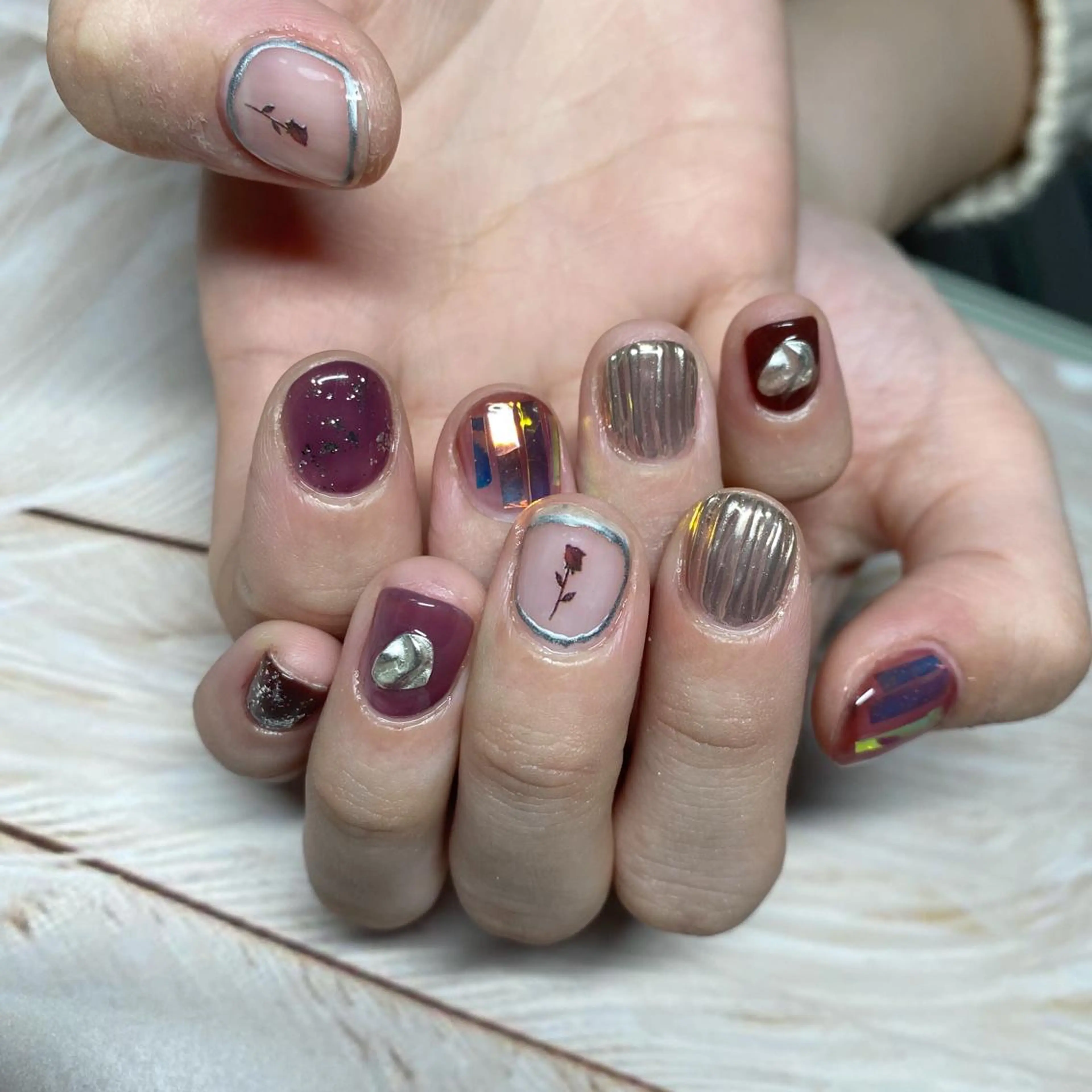 ネイル ジェルネイル ミラーネイル ニュアンスネイル 春ネイル ハンドネイル ND  NAIL Ayakaのネイルデザイン