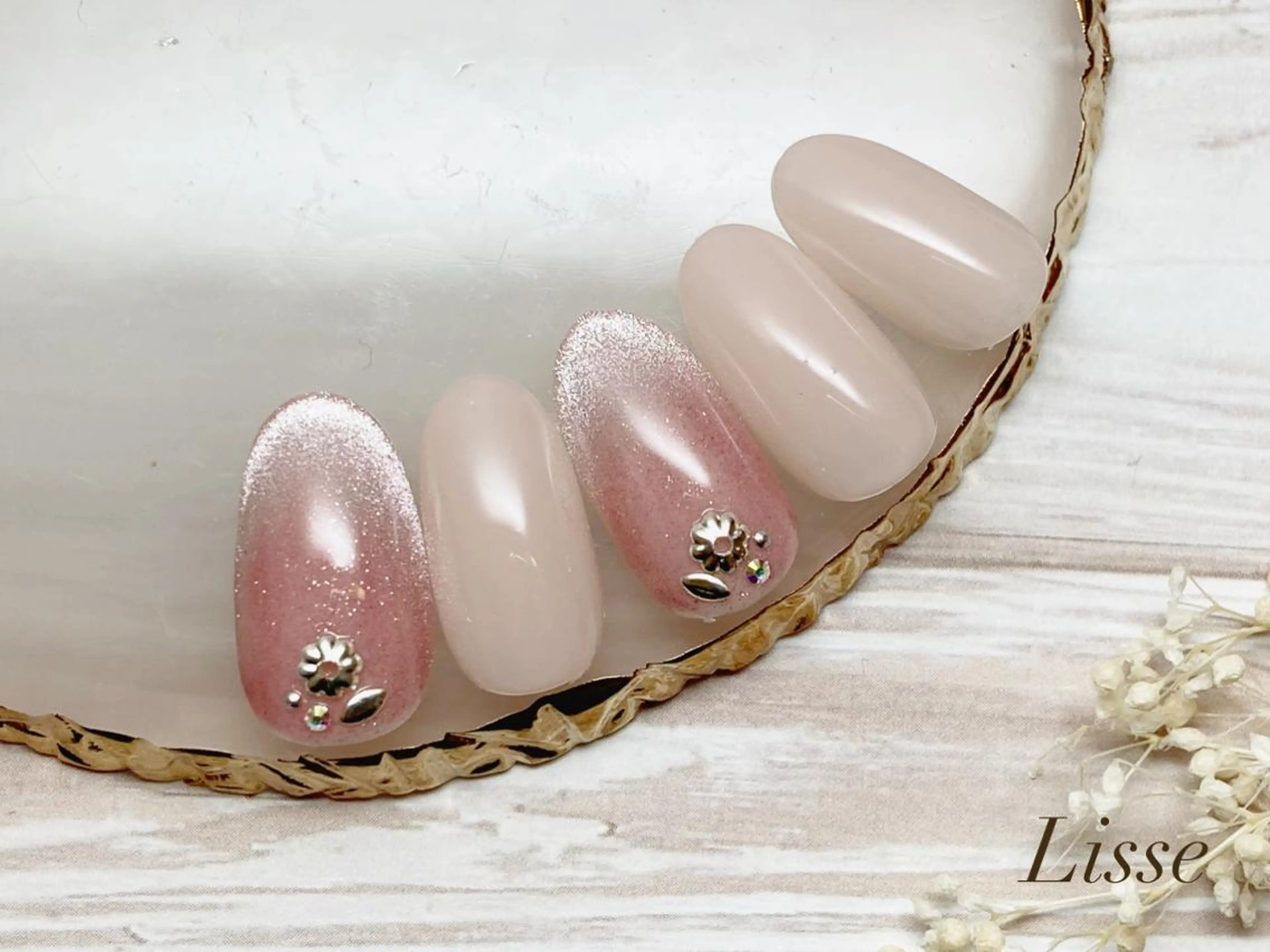 ネイル リセ有楽町店 アイリストのマツエク・マツパデザイン