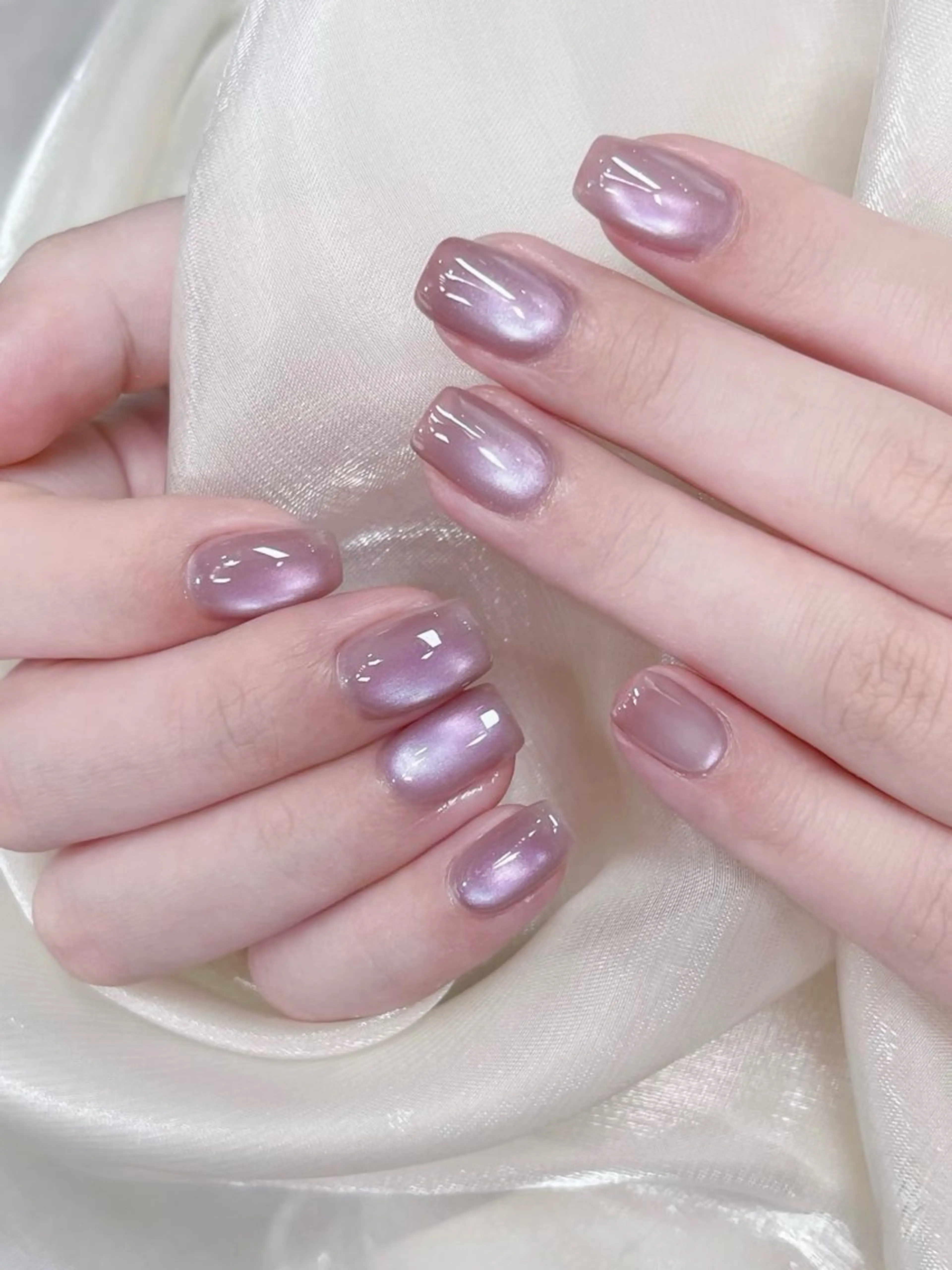 ネイル ハンドネイル ジュリ ネイルのネイルデザイン