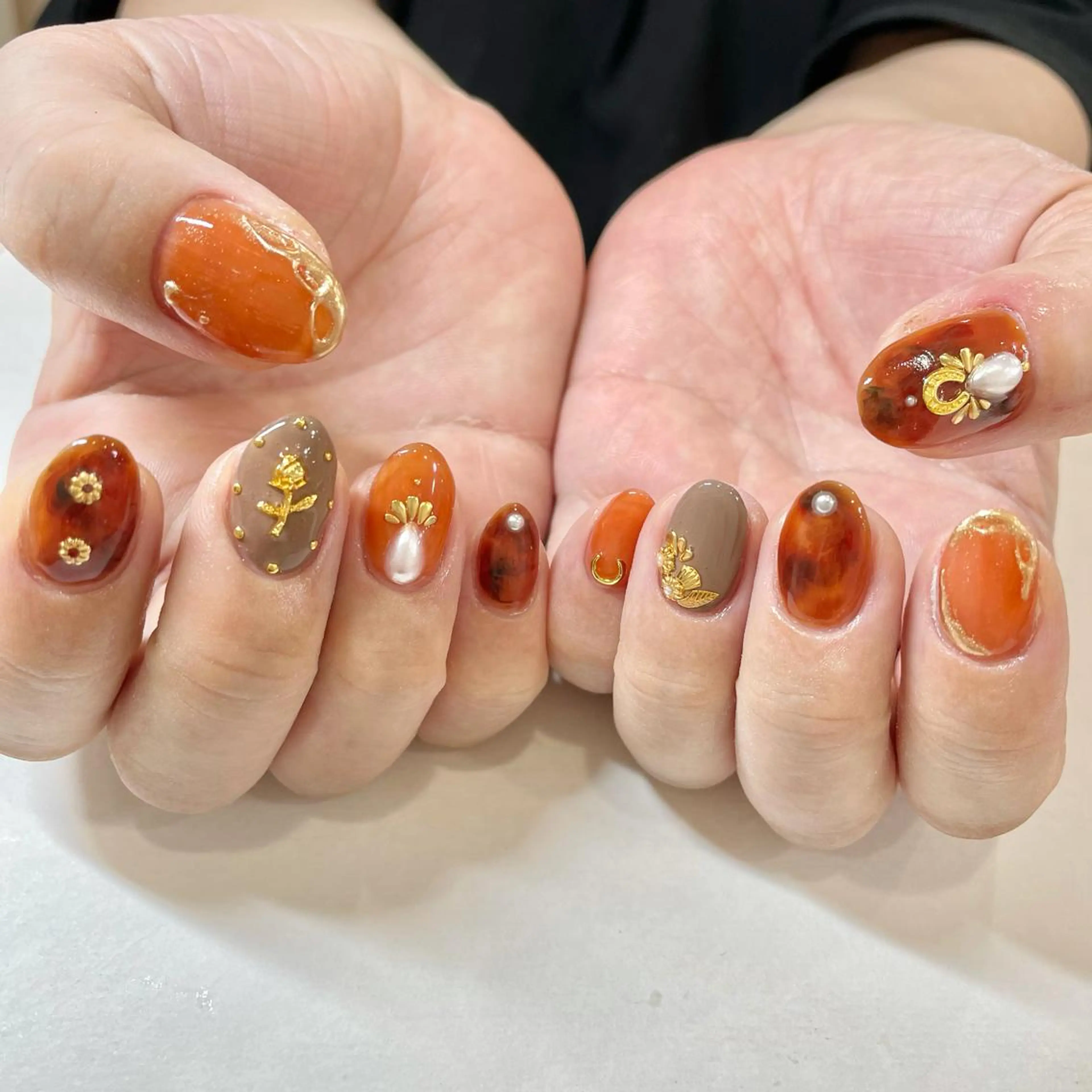 ネイル べっ甲ネイル 🎀AYAKO 🎀中韓ネイルのネイルデザイン