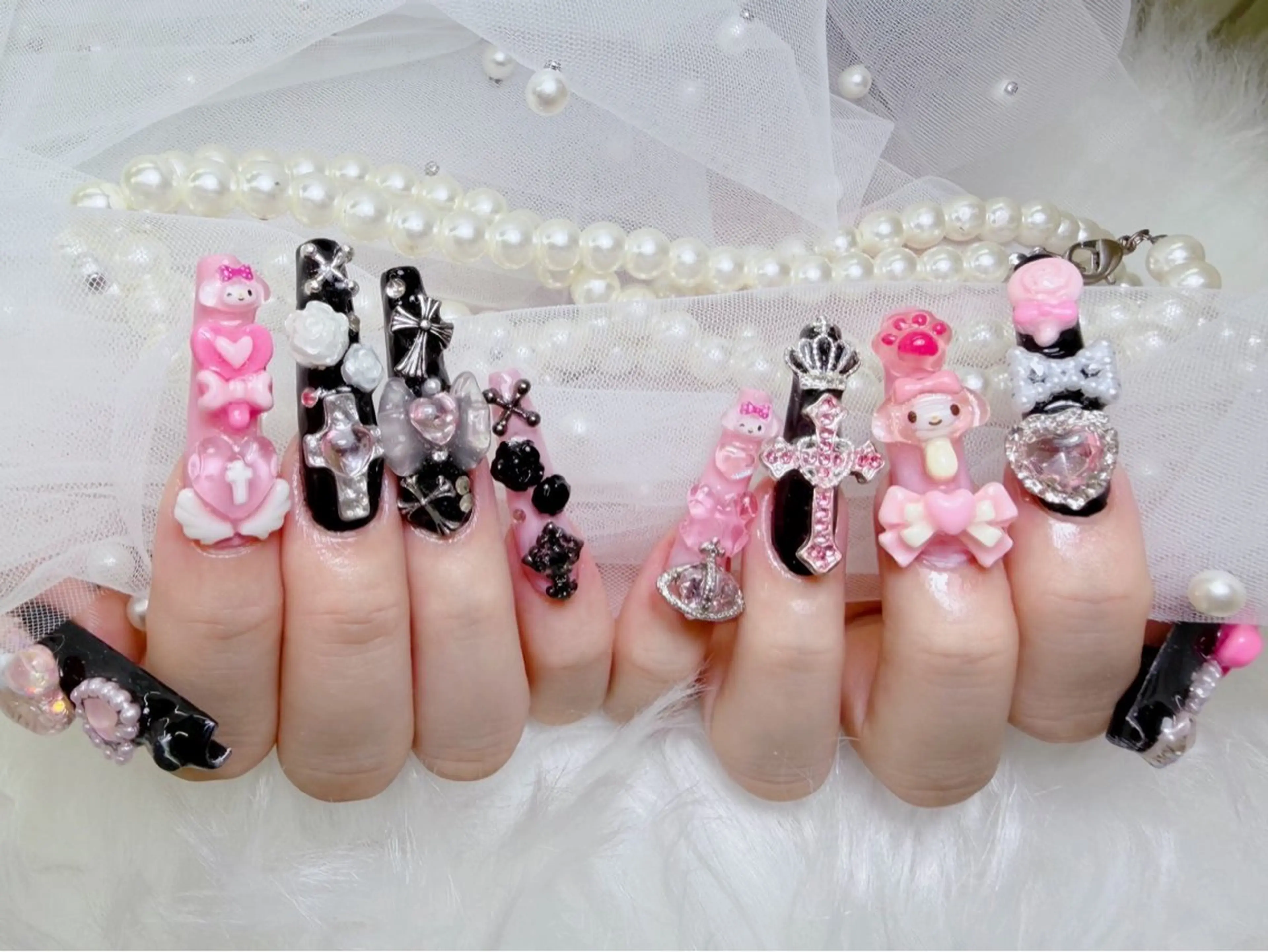 ネイル lucky nail 歌舞伎町のネイルデザイン