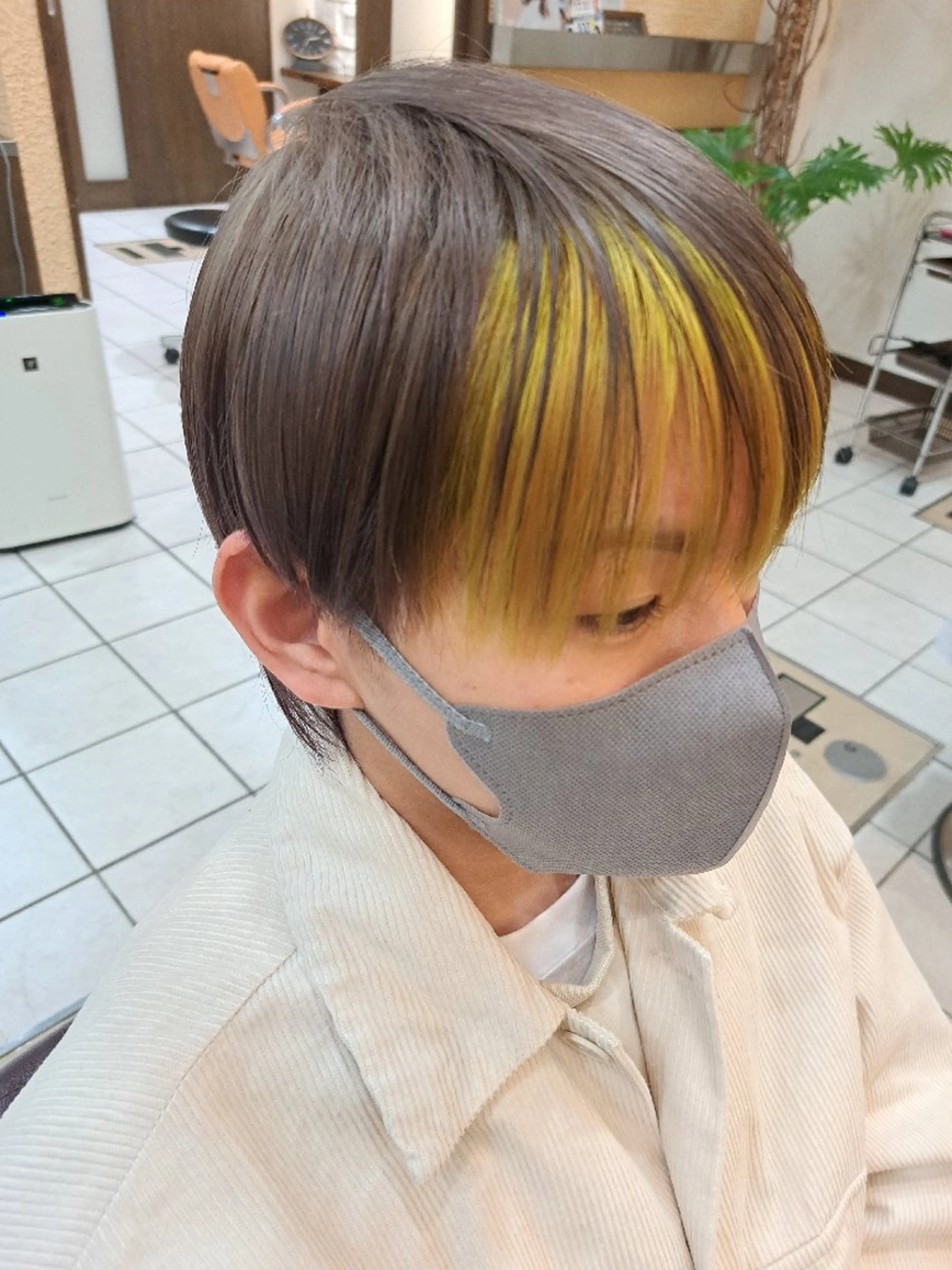 【メンズ】ケアカラー ブリーチインナー 保湿トリートメント付きの写真