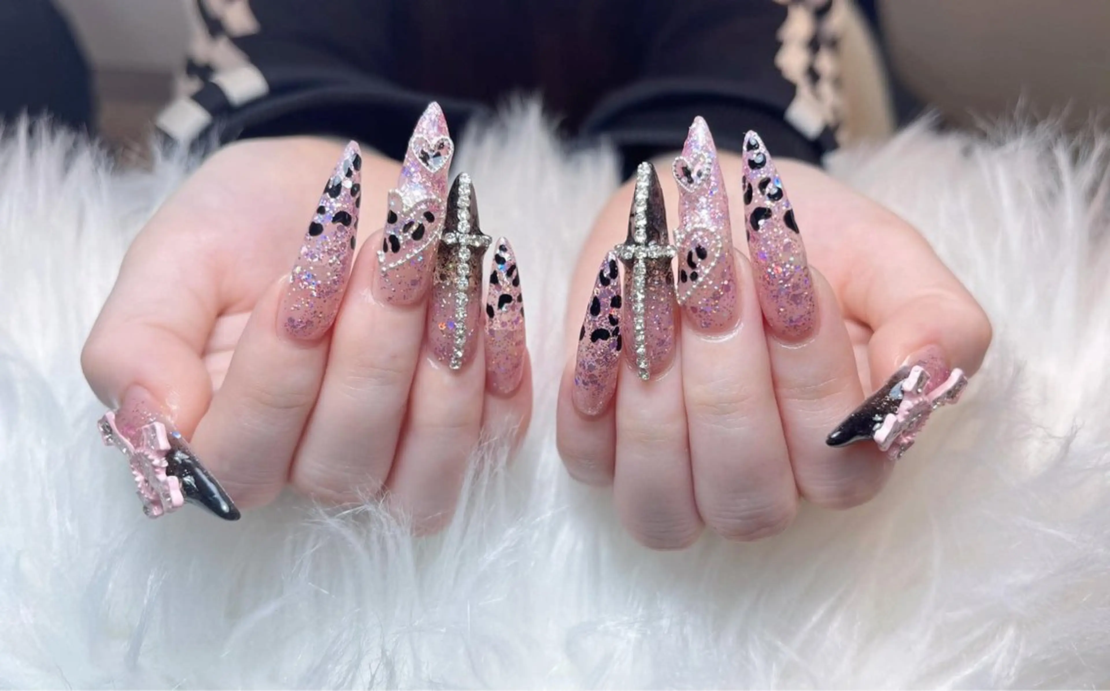 ネイル アートネイル 成人式 ジェルネイル ニュアンスネイル 夏ネイル ハンドネイル Jenn Nail Salonのネイルデザイン