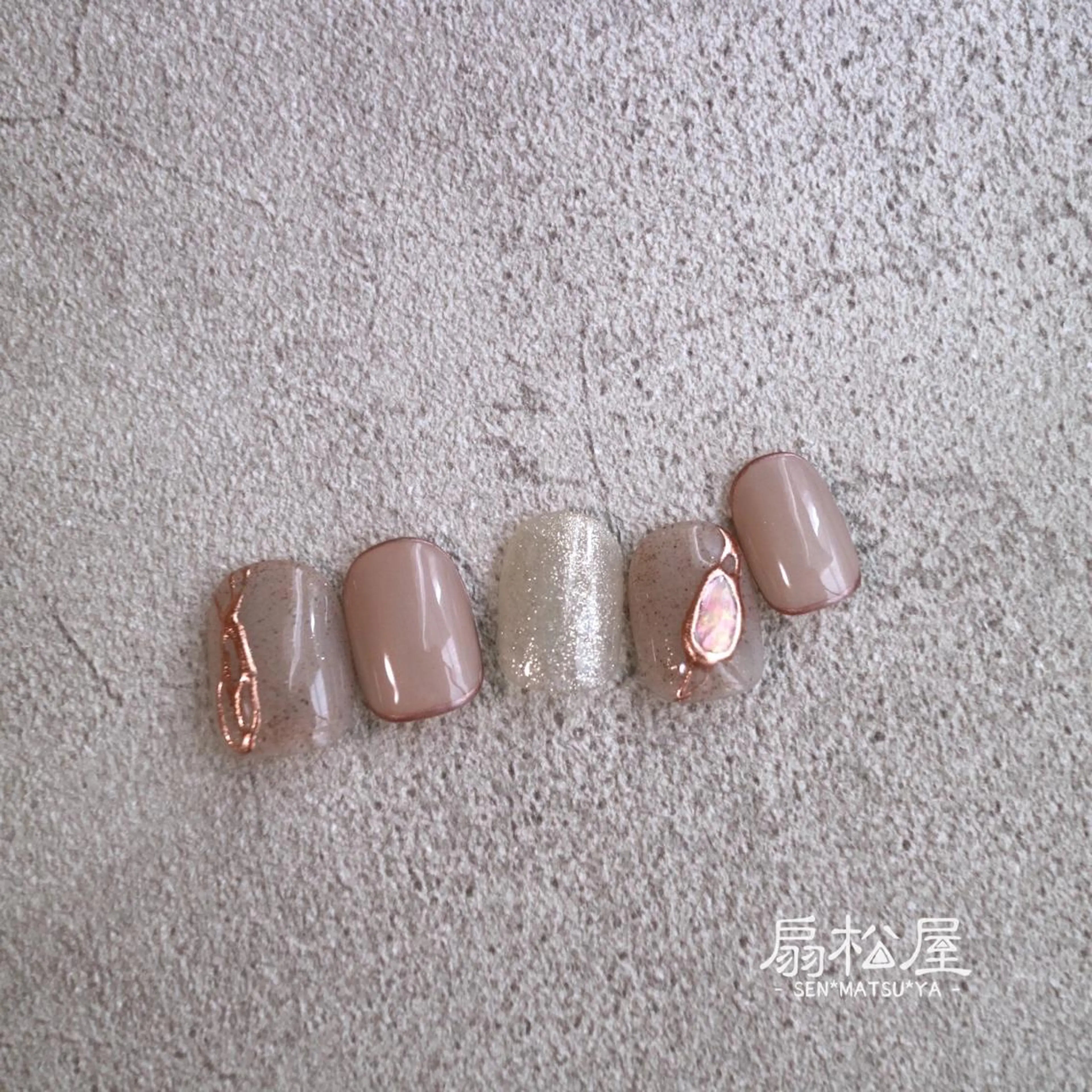 ネイル 扇松屋 marie.nのネイルデザイン