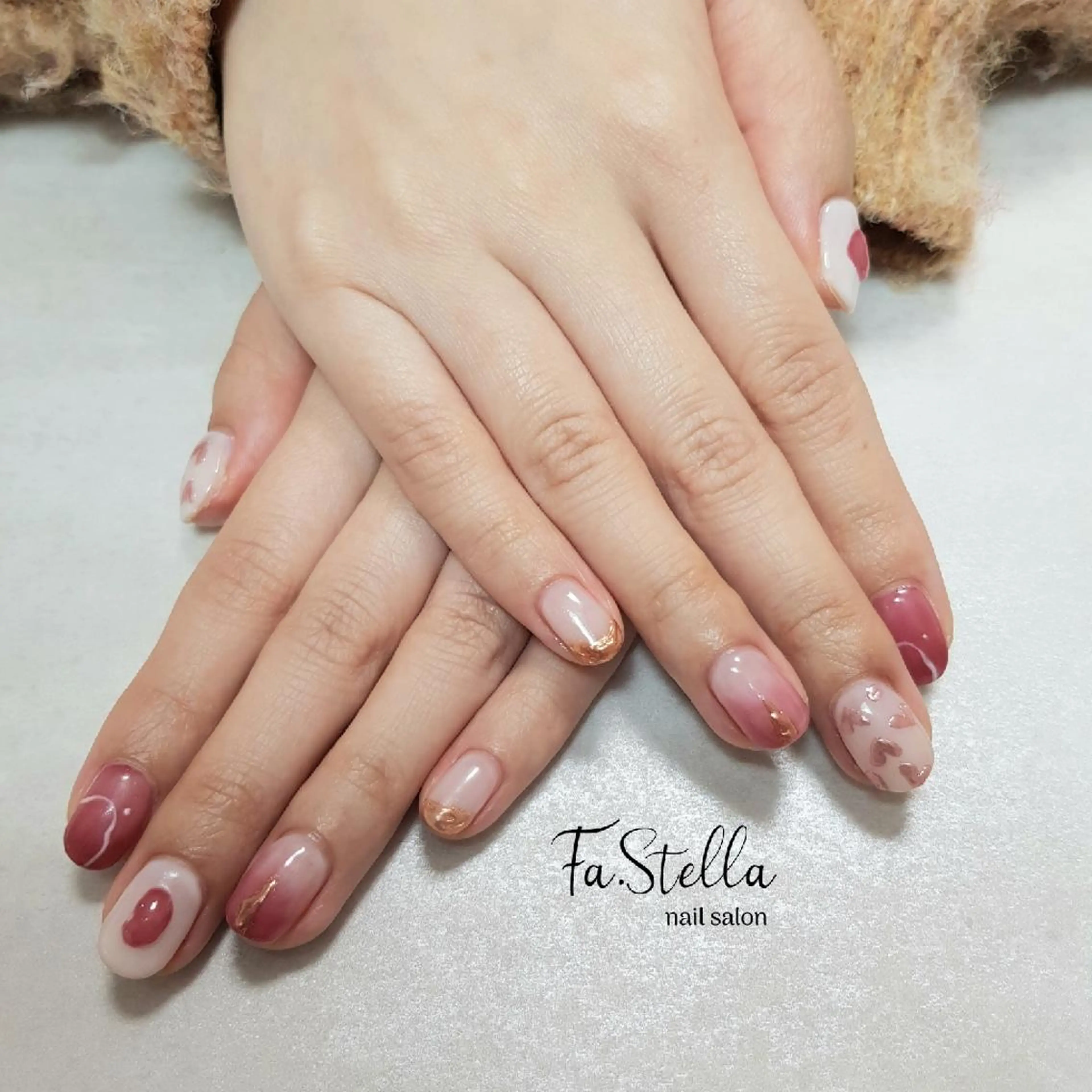 ミディアム ネイル ハート ミラーネイル ハンドネイル Fa.Stella ファステラ のネイルデザイン