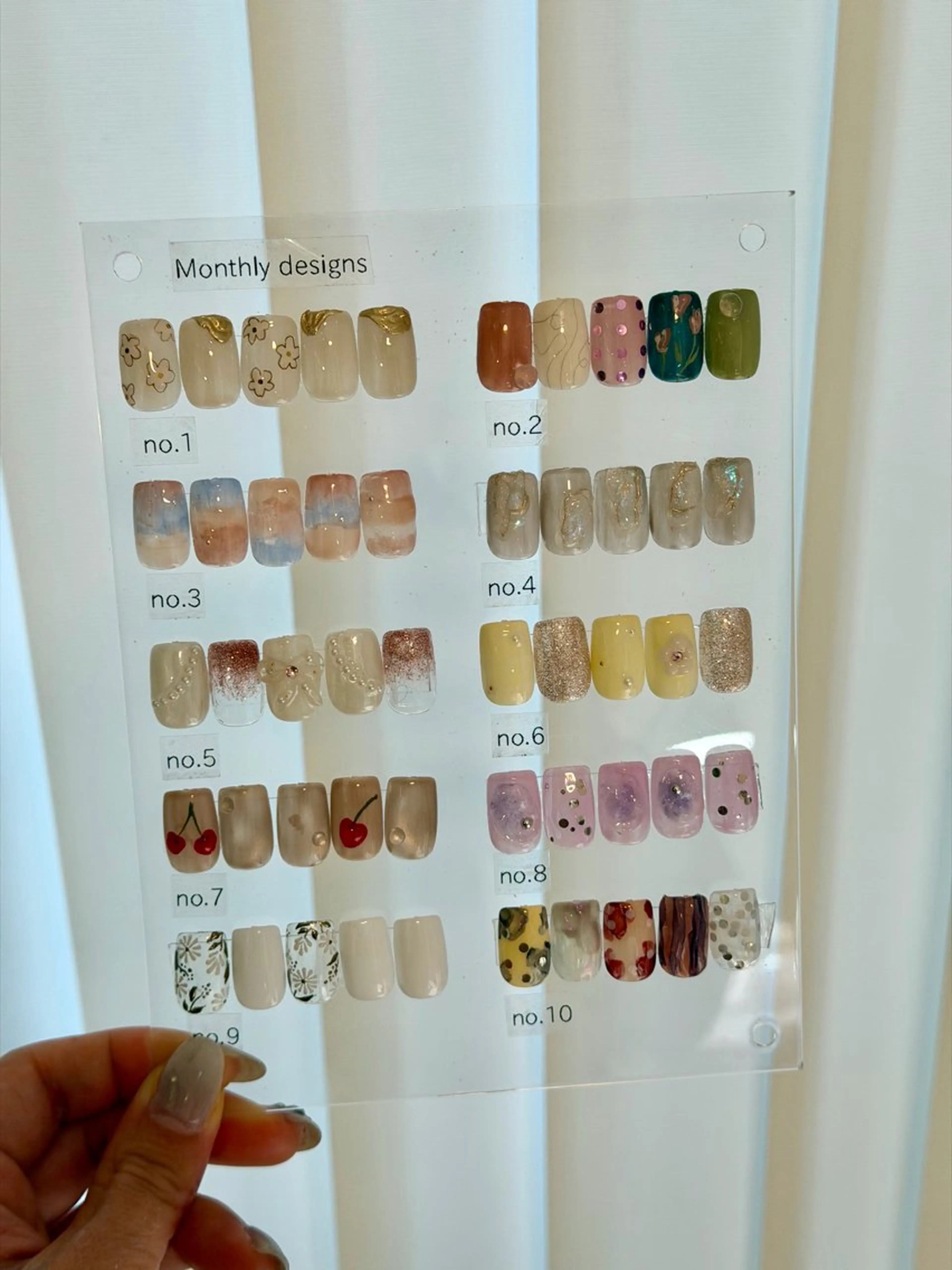 定額デザインコース🩵ハンド/オフ無料！（色替え不可）の写真