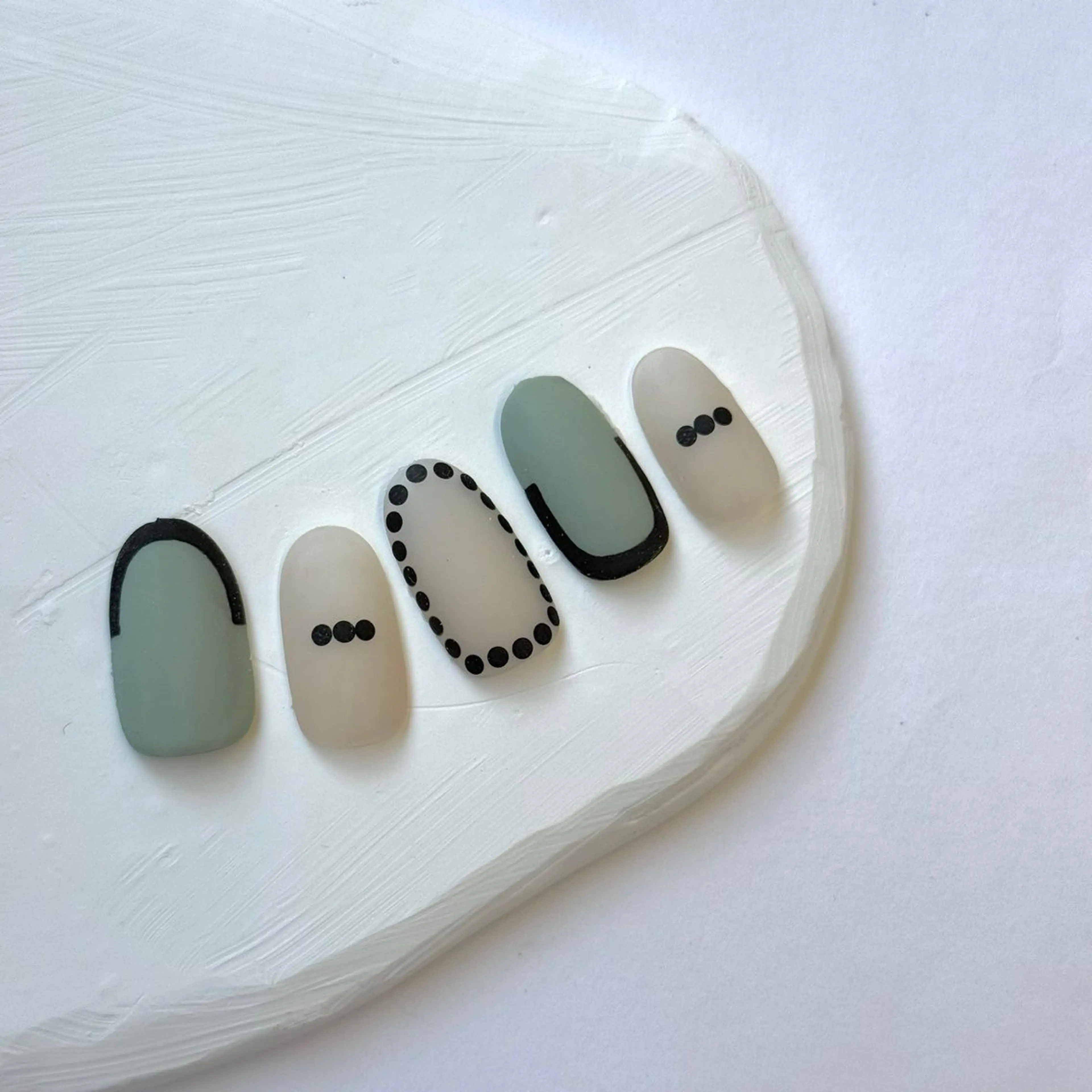 ネイル ⭐︎休業中の練習⭐︎ JNA認定講師髙橋のネイルデザイン