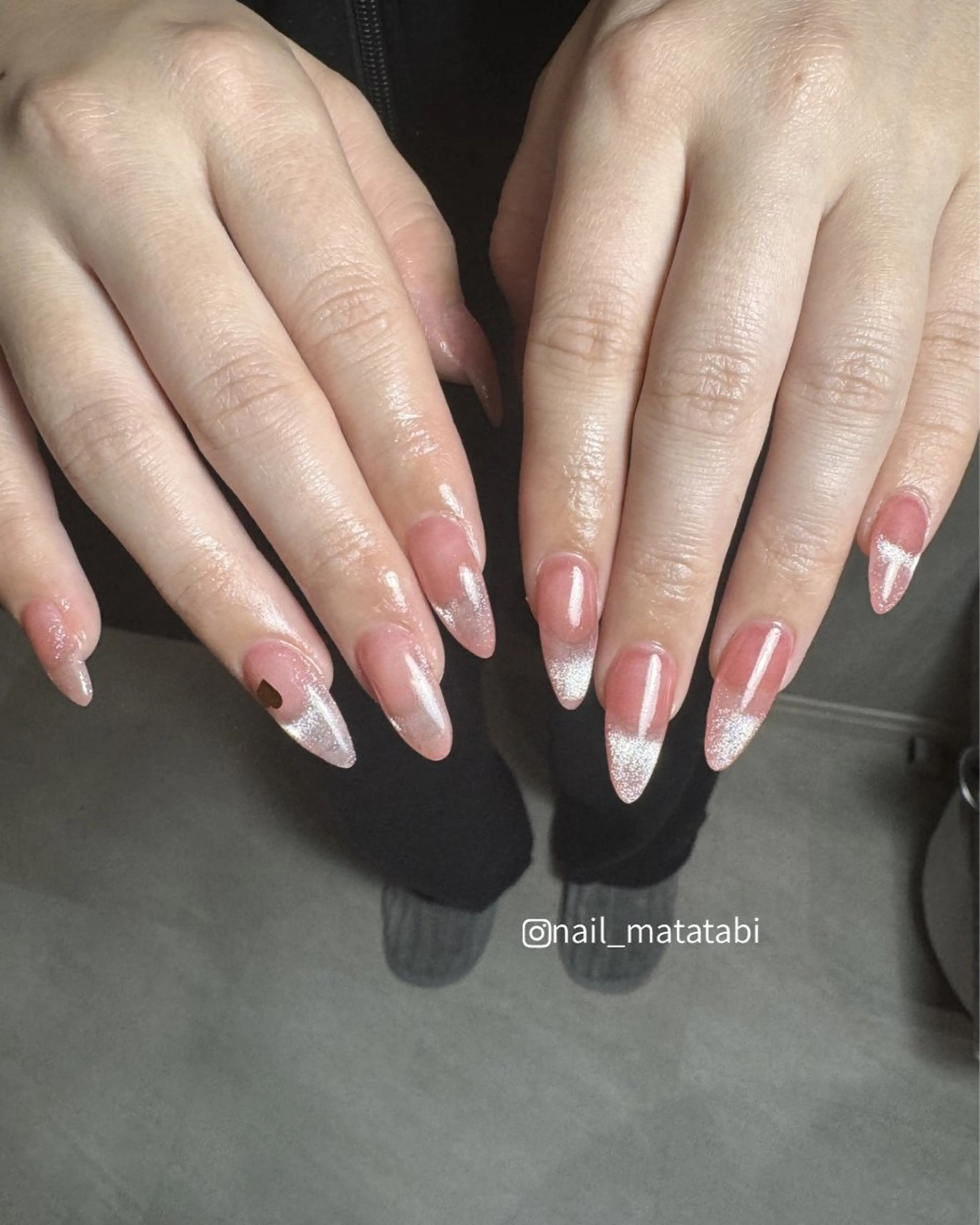 ネイル フレンチネイル マグネットネイル マグネットフレンチ ハンドネイル MATATABI. kumiのネイルデザイン