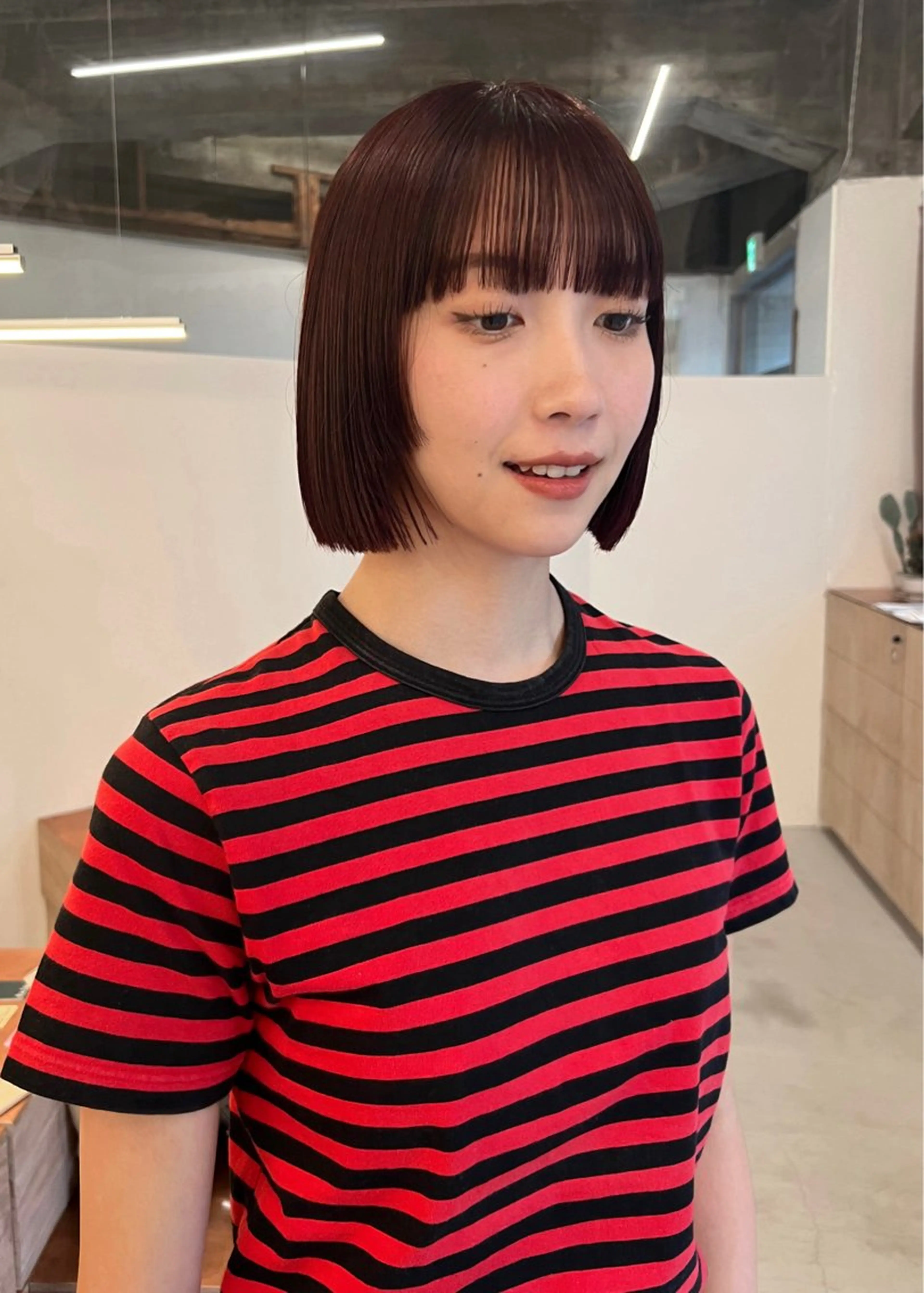 ミディアム カット ヘアカラー the hinc所属・miyu /大阪 /レイヤーカットのヘアスタイル