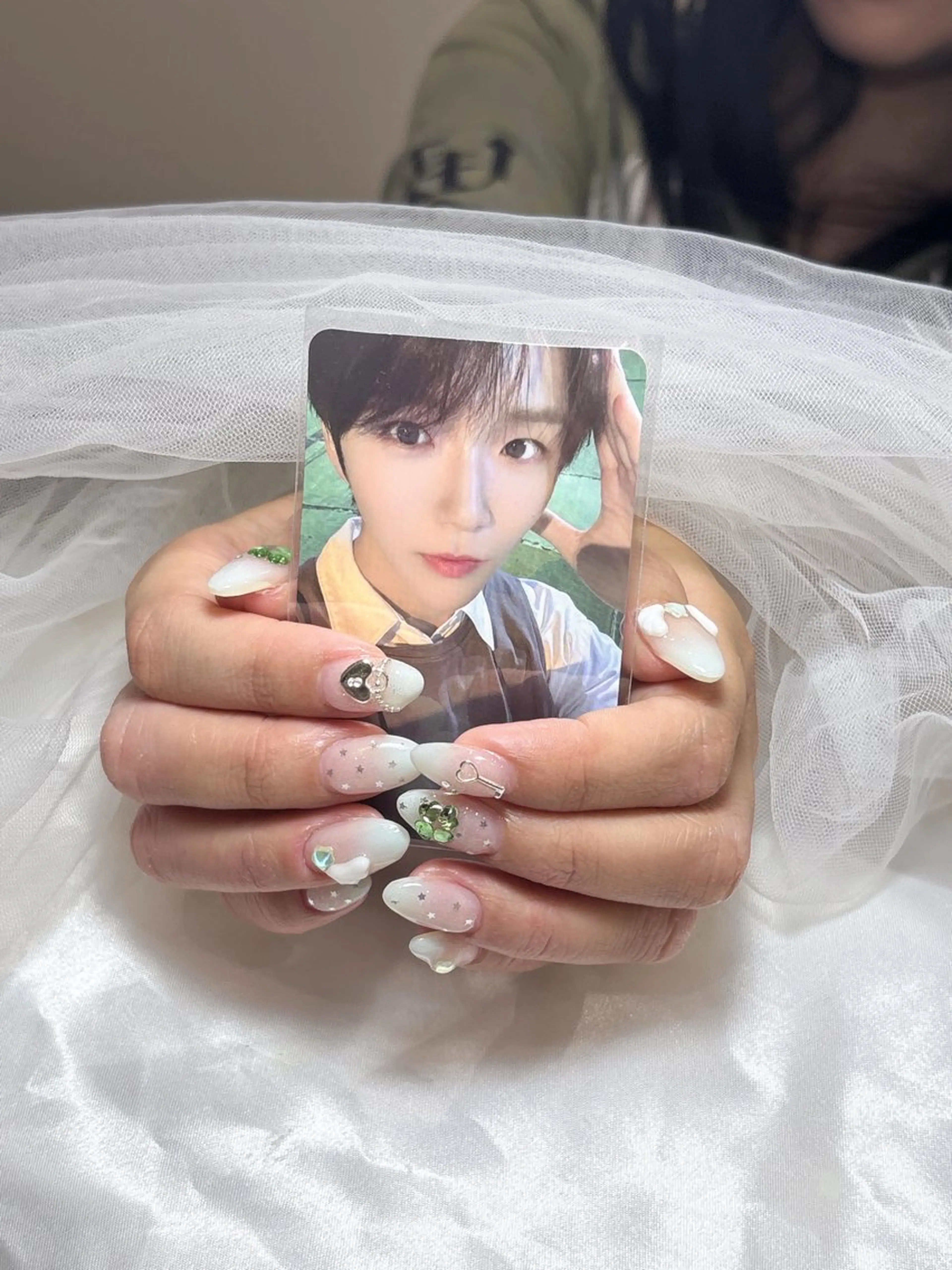 ネイル muni所属・鶴橋♡̴⟡.˚ネイル kpop.ワンホンのネイルデザイン