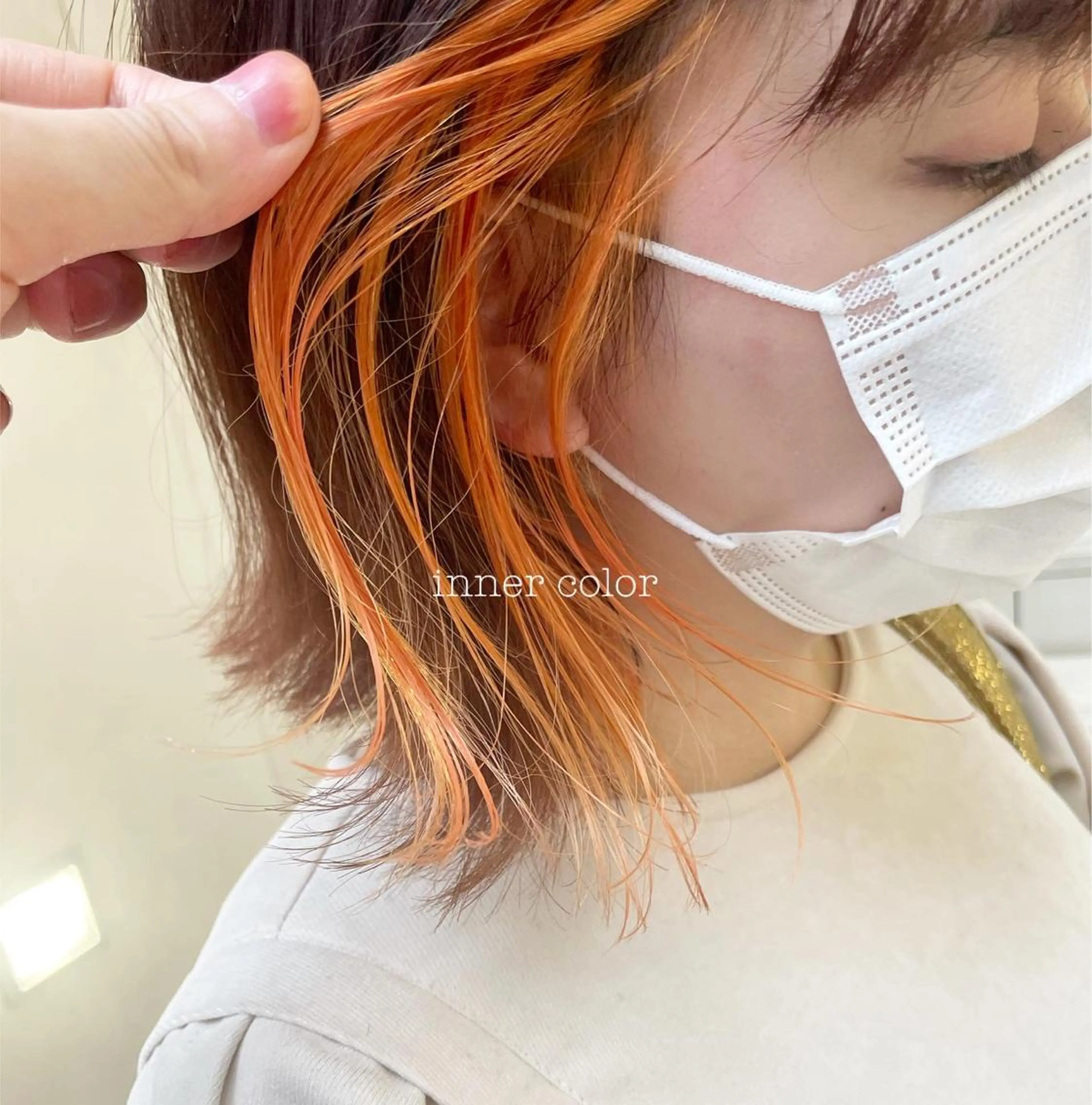 ショート カラー ケアブリーチ/ エクステ/レイヤーのヘアスタイル