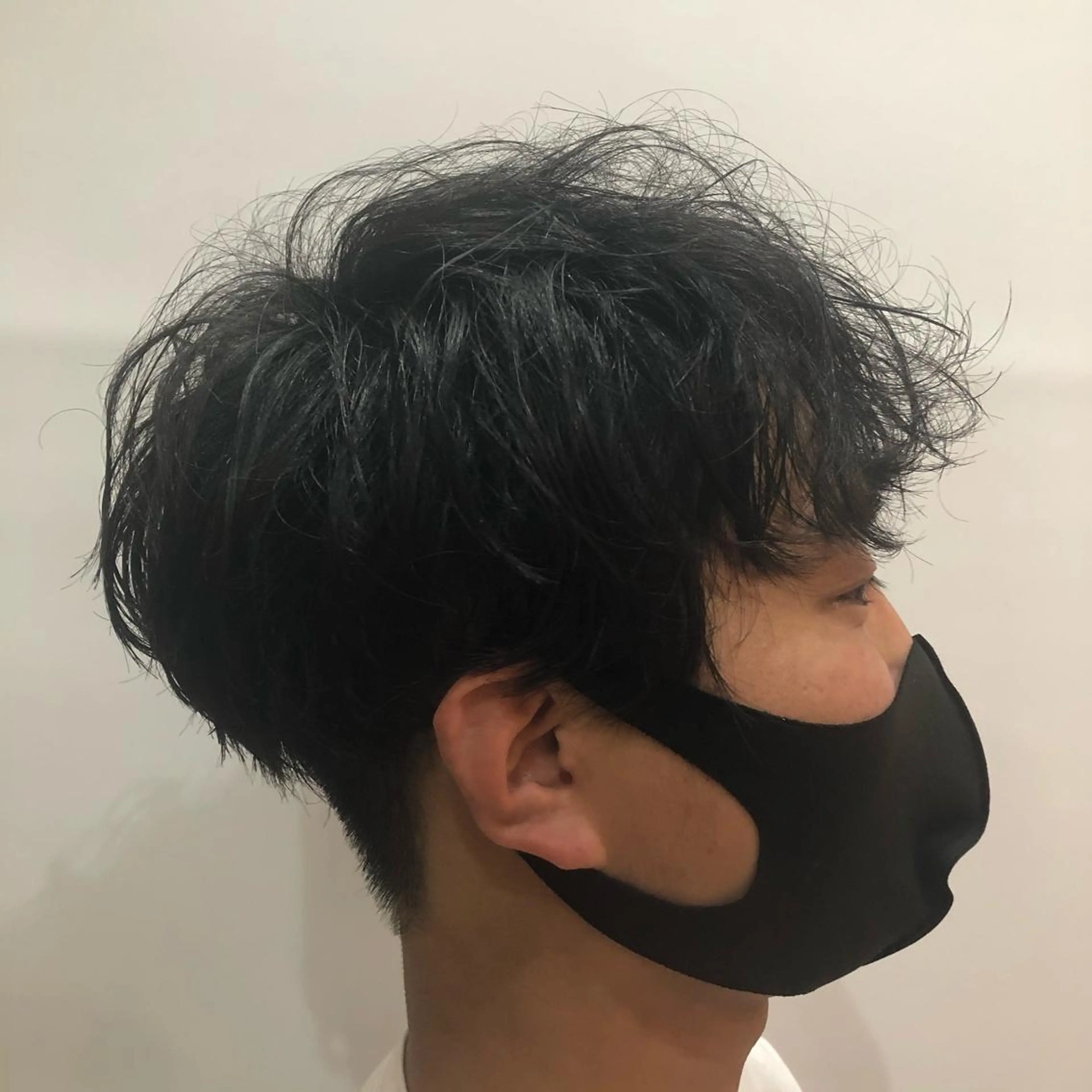 ショート パーマ メンズ 高山🐬髪質改善 池袋で縮毛矯正のヘアスタイル