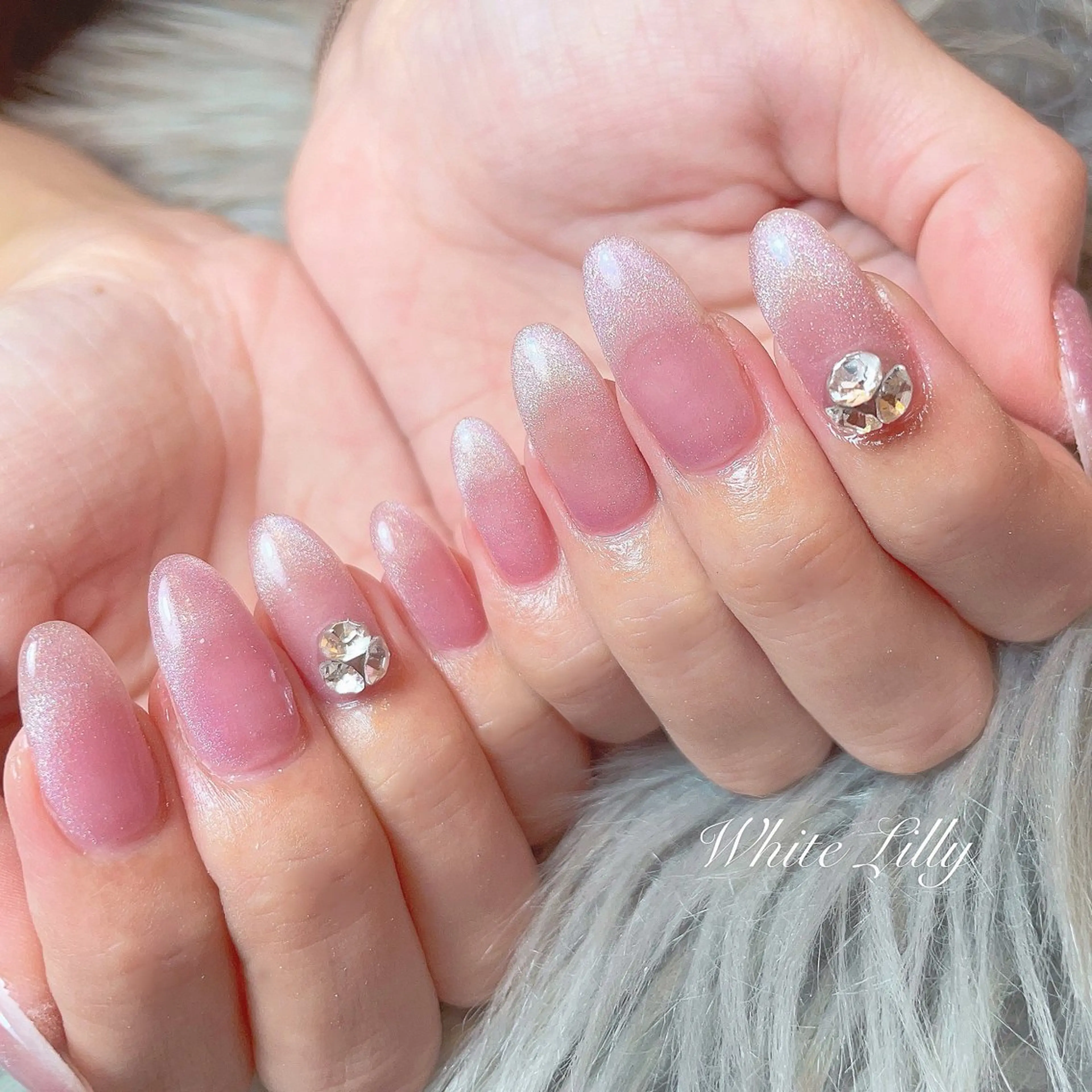 ネイル ハンドネイル White lily所属・牧田 雅世のネイルデザイン