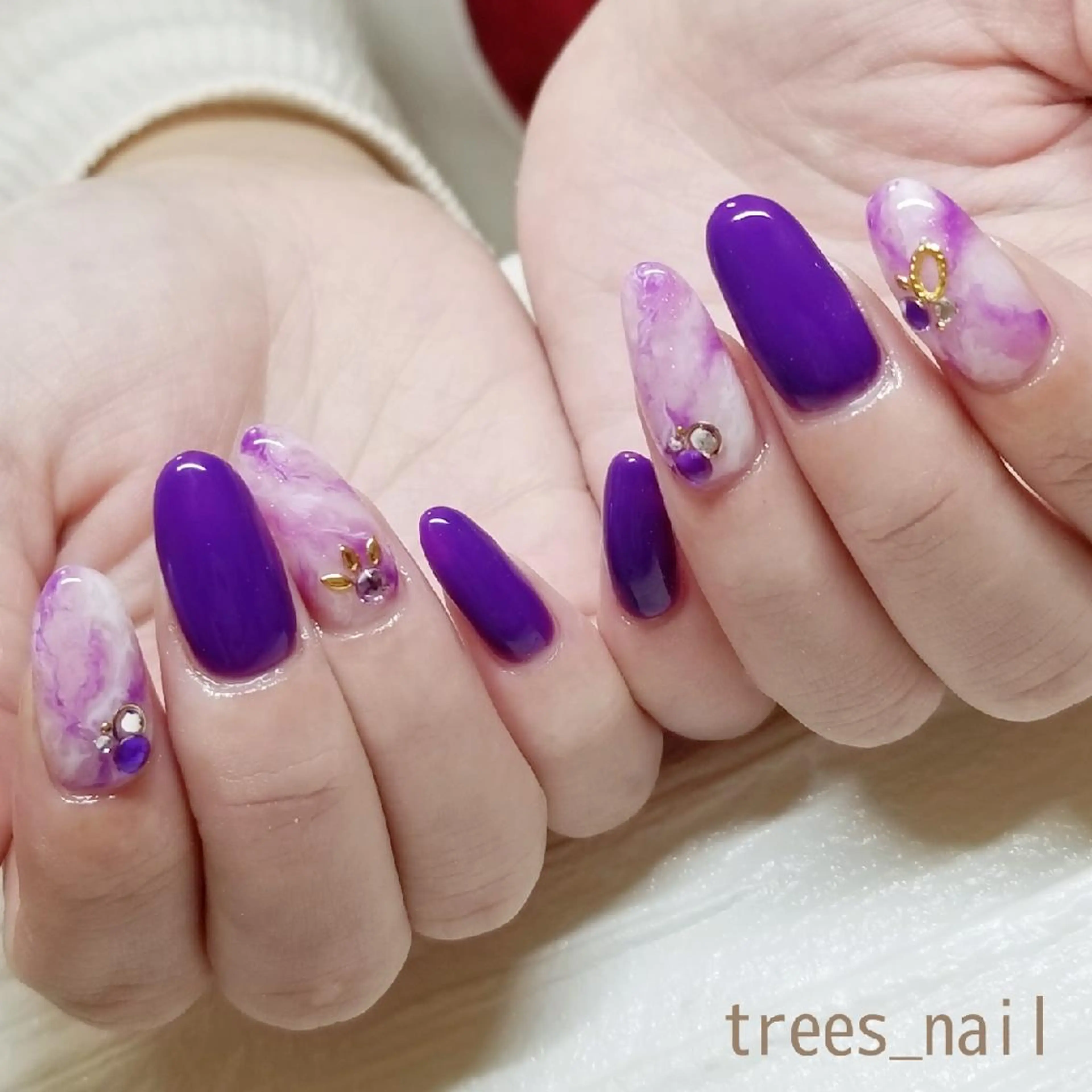 ネイル ニュアンスネイル パープル ハンドネイル フットネイル trees_ nailのネイルデザイン