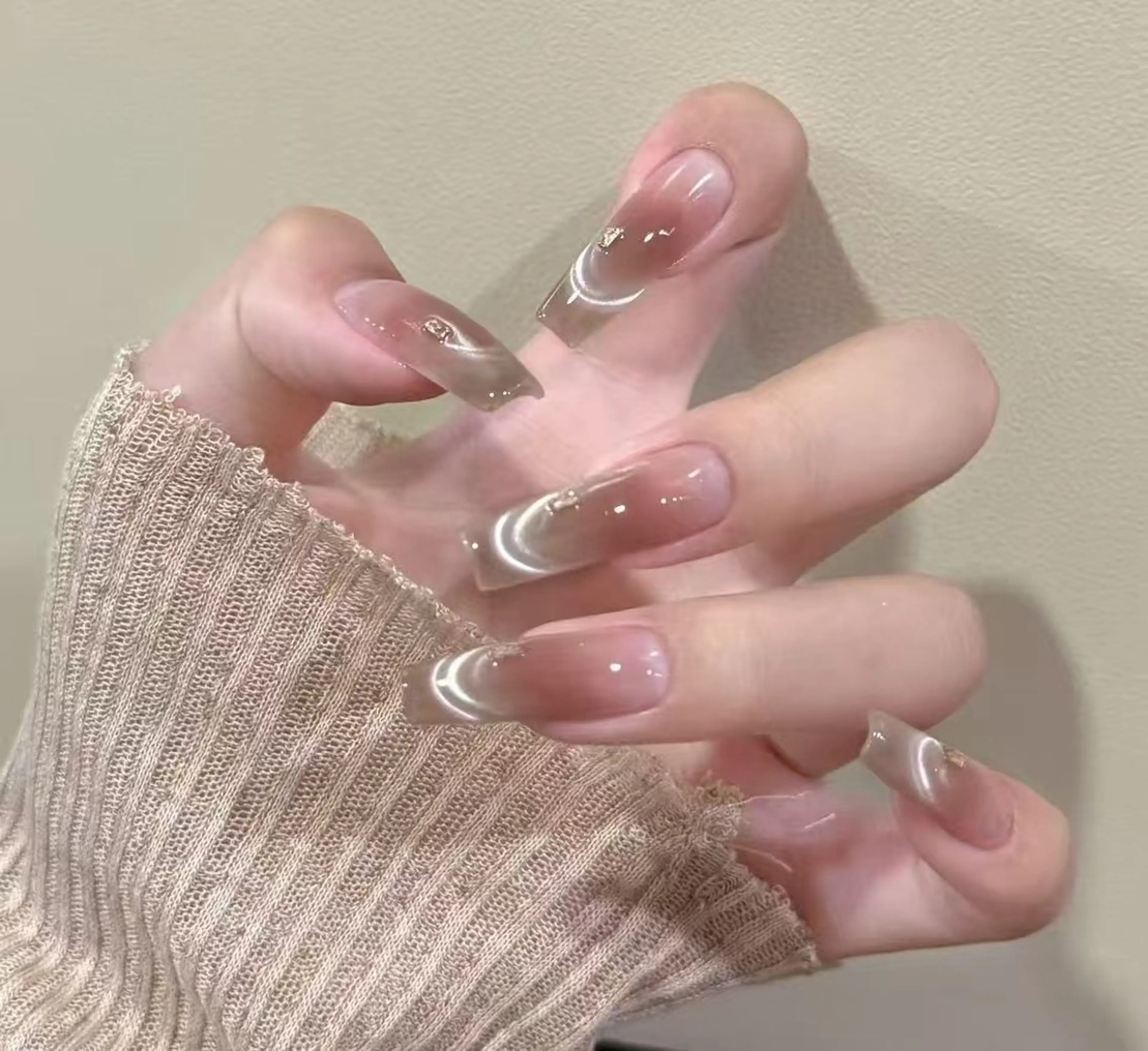 ネイル オーロラネイル フラワーネイル フットネイル フレンチネイル ジェルネイル ハンドネイル BabyYouMi nailのネイルデザイン