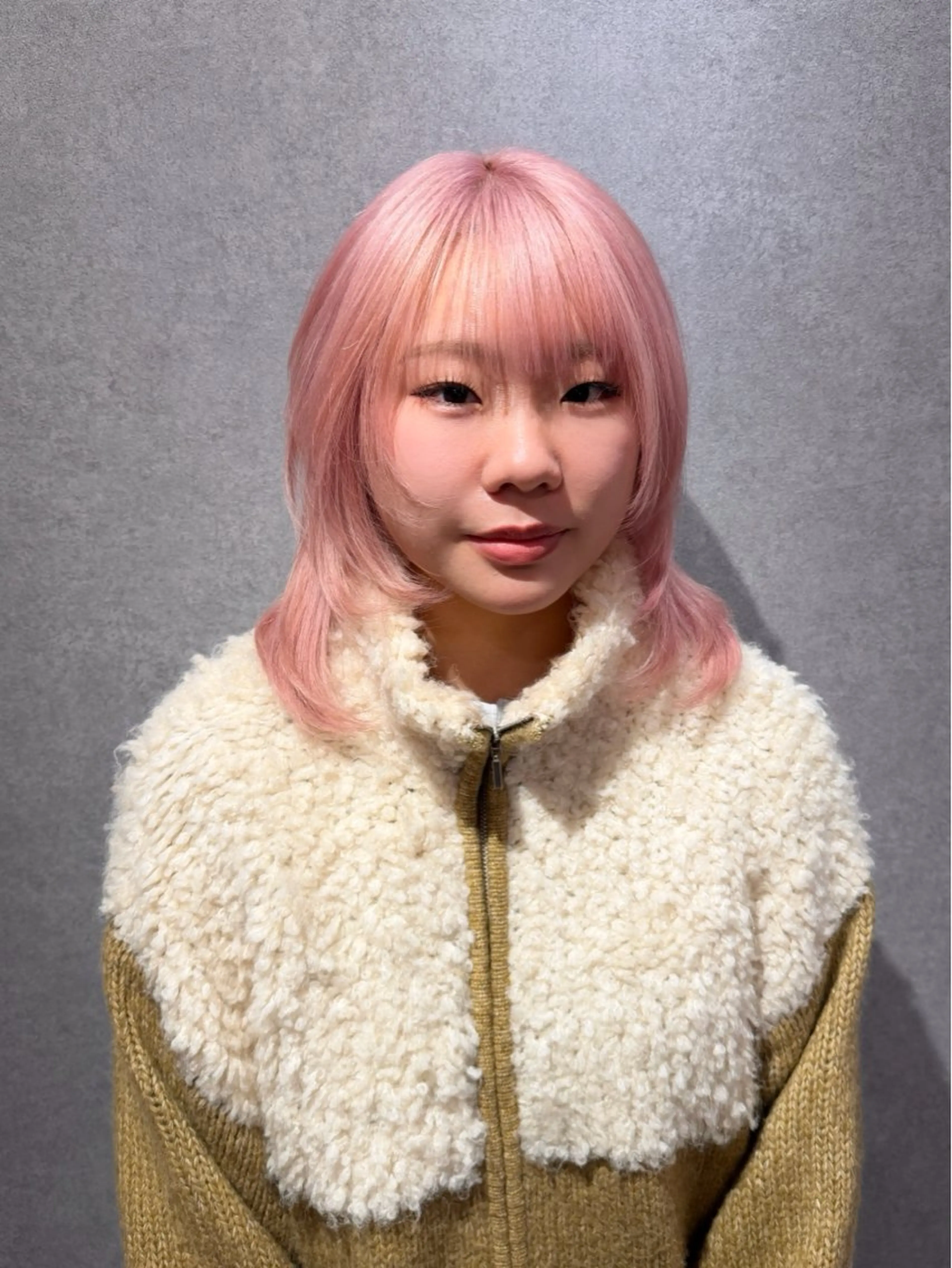 ミディアム カラー カット ヘアカラー トリートメント ハイトーン/ウルフ/ レイヤー/Asukaのヘアスタイル