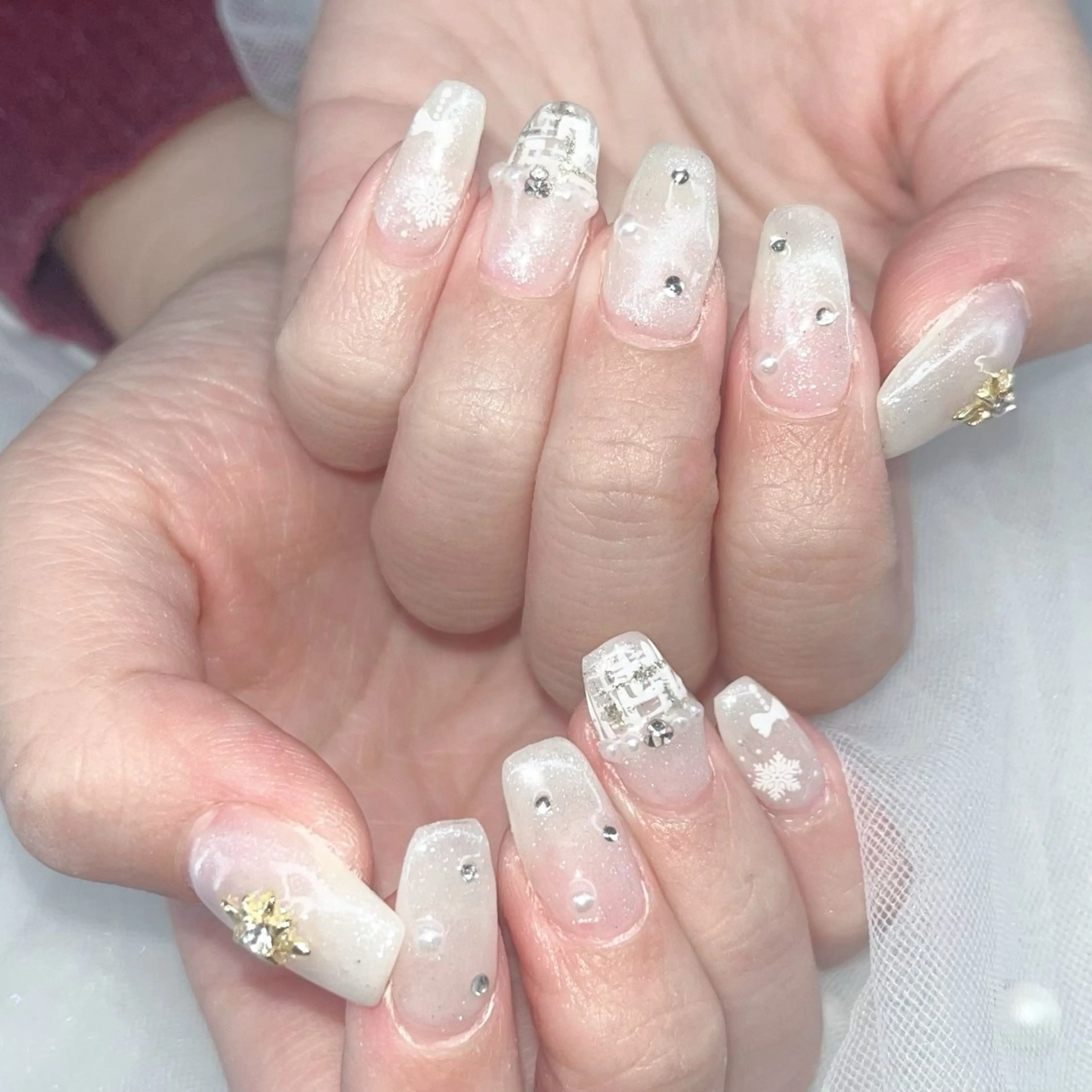 ネイル ハンドネイル VIERU YURIのネイルデザイン