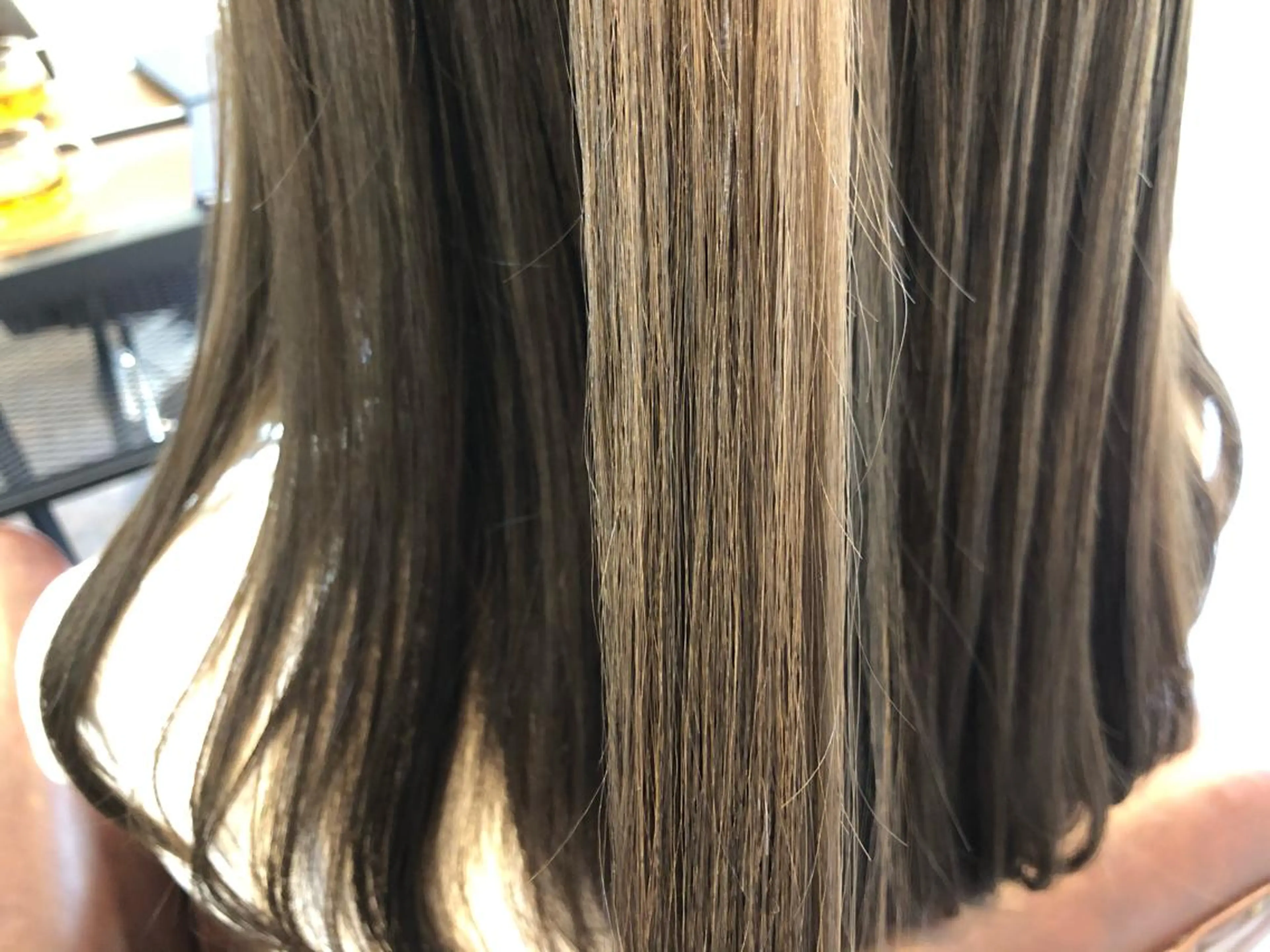 ロング カラー 出雲 莉奈のヘアスタイル