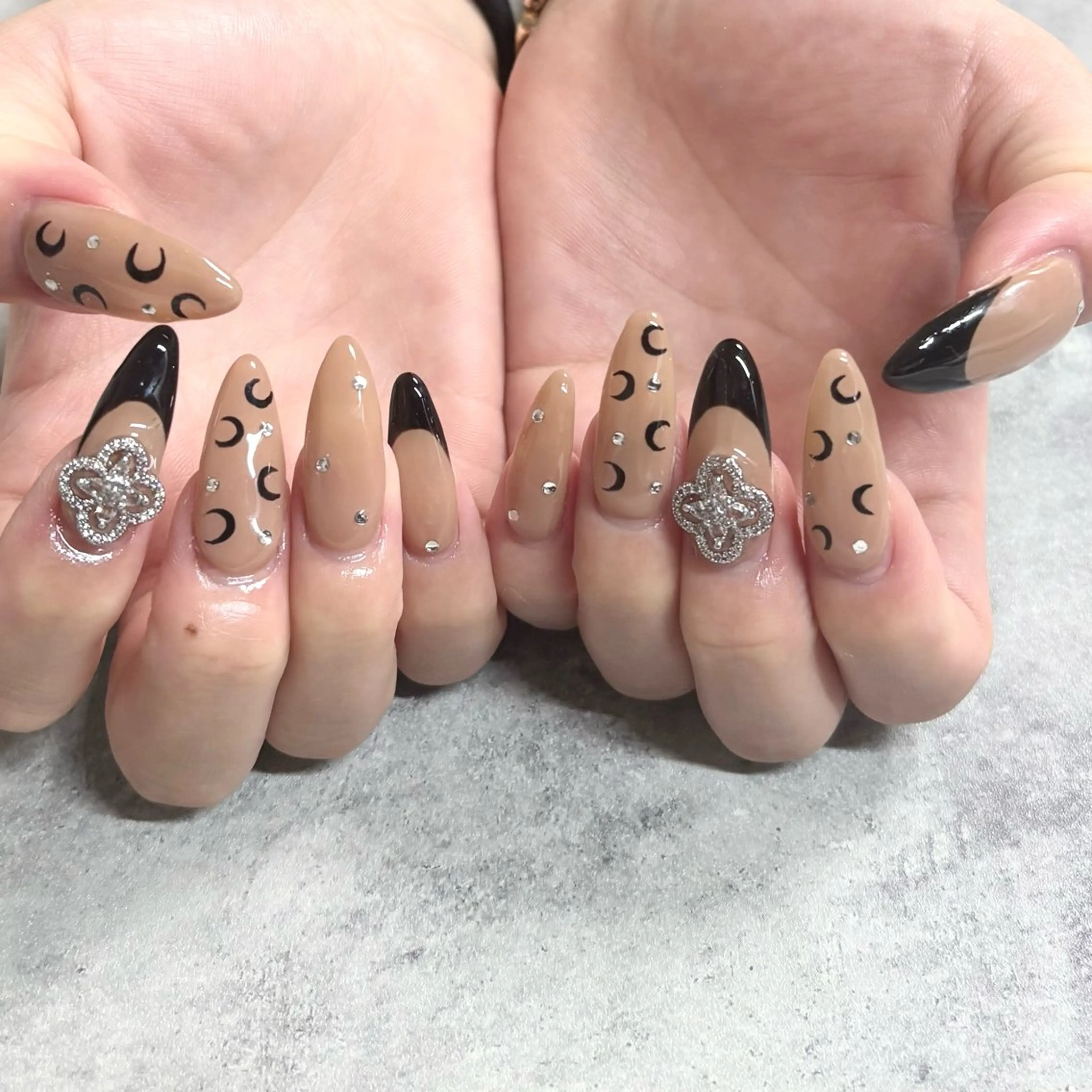 ネイル FELICE ﾌｪﾘｰﾁｪのネイルデザイン