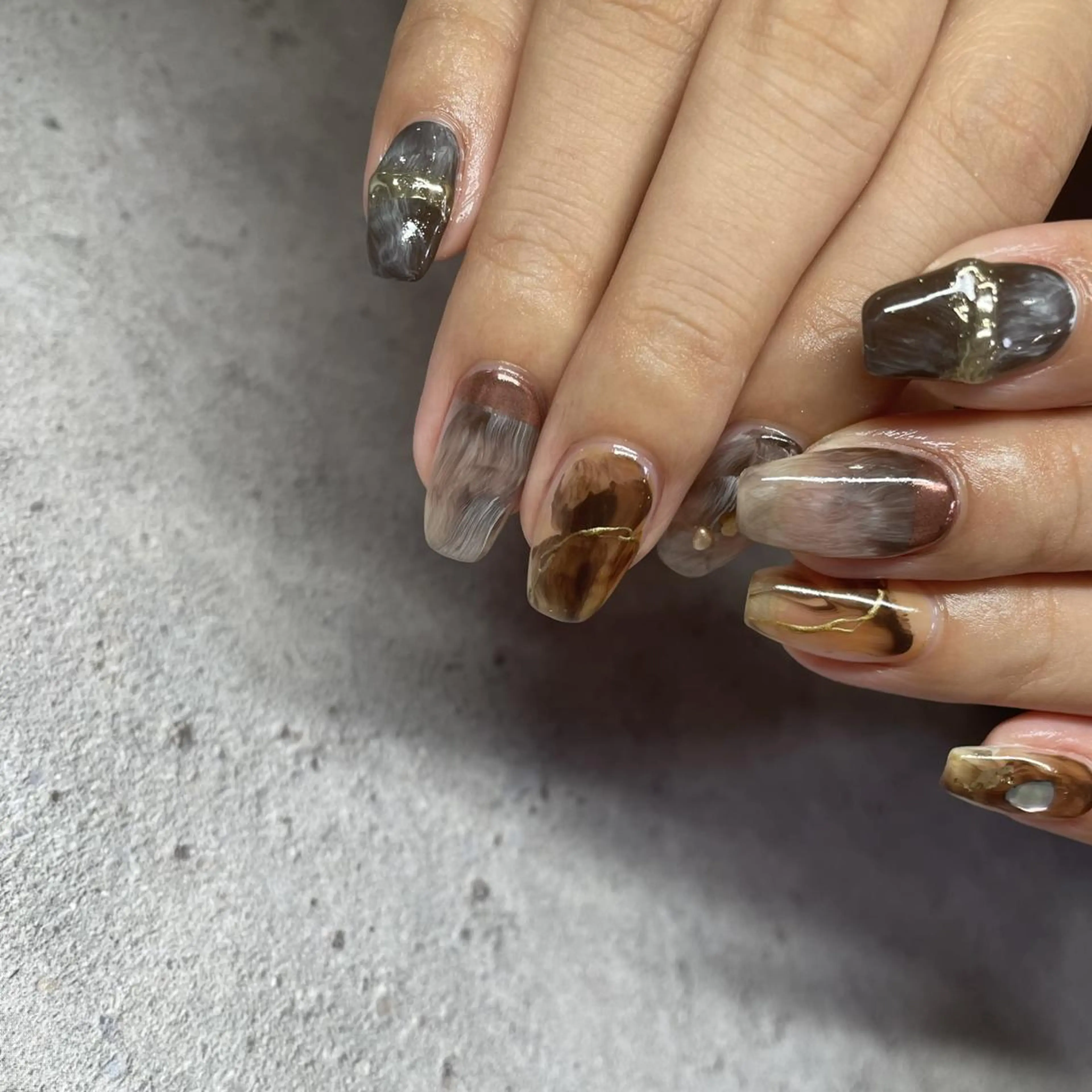 ネイル ハンドネイル フットネイル p.o.n. nuance/個性的のネイルデザイン