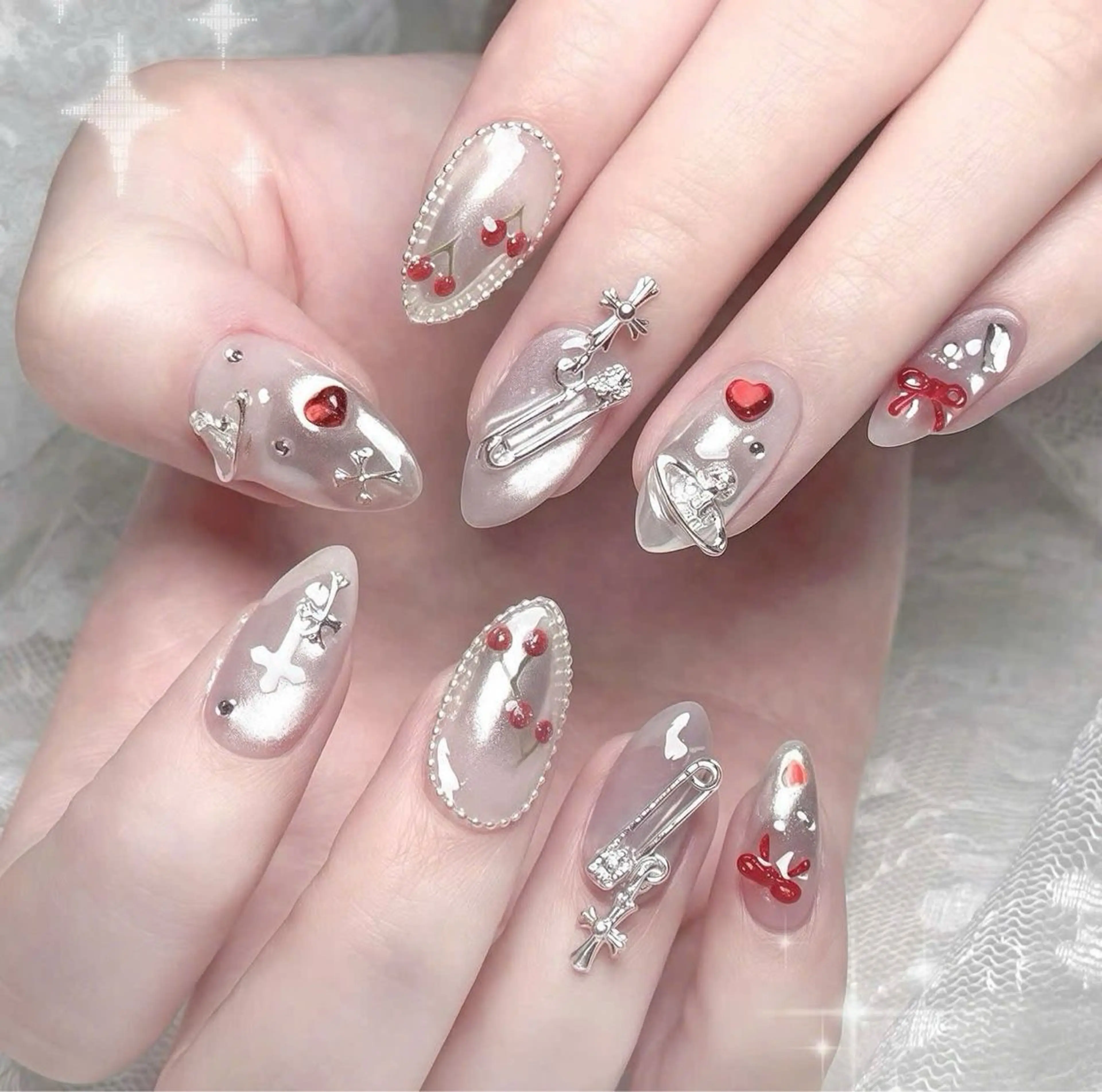 ネイル フラッシュネイル フレンチネイル グラデーション キラキラネイル 韓国ネイル Lina nail所属・Lunaa 池袋のネイルデザイン