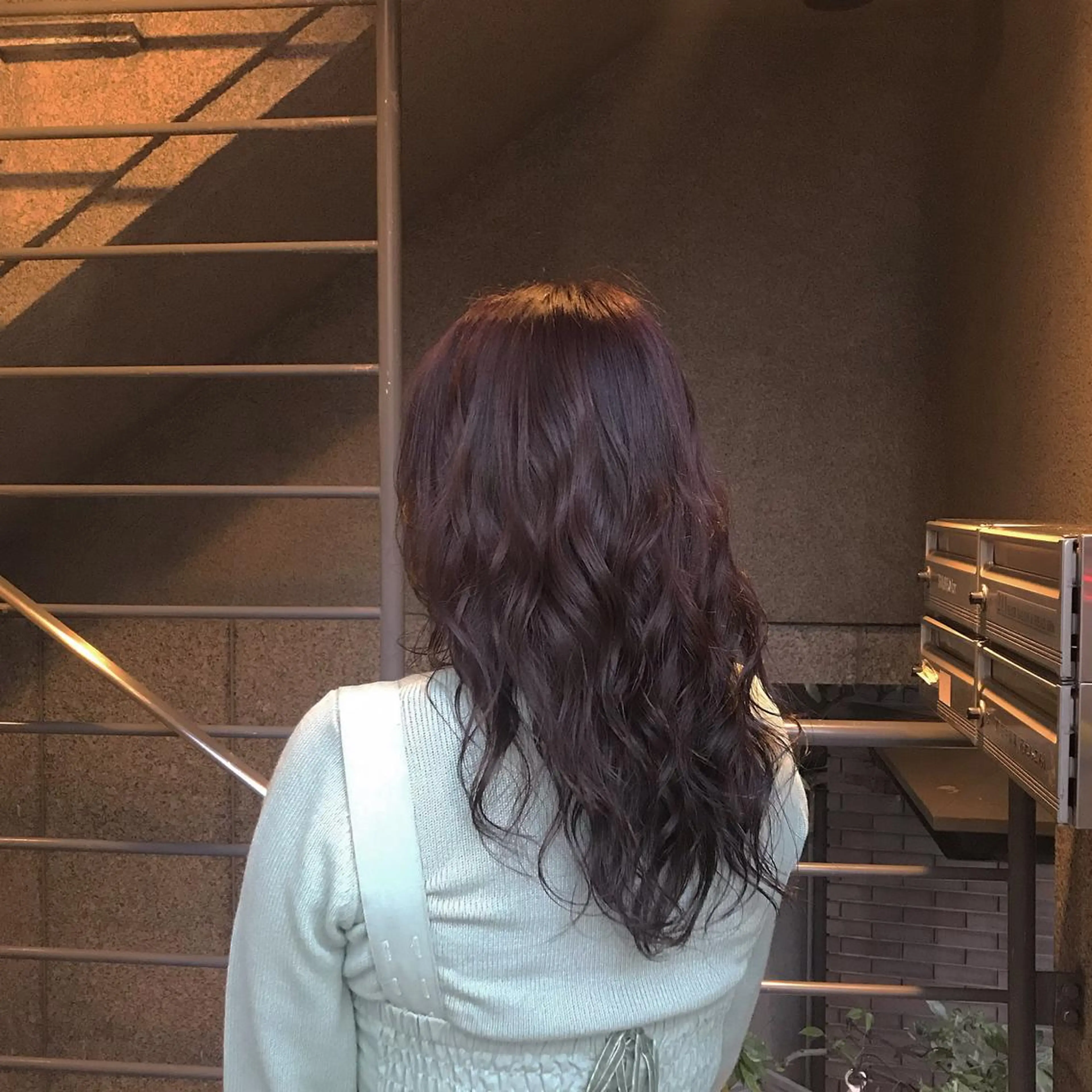 ロング 菅原 彩加のヘアスタイル