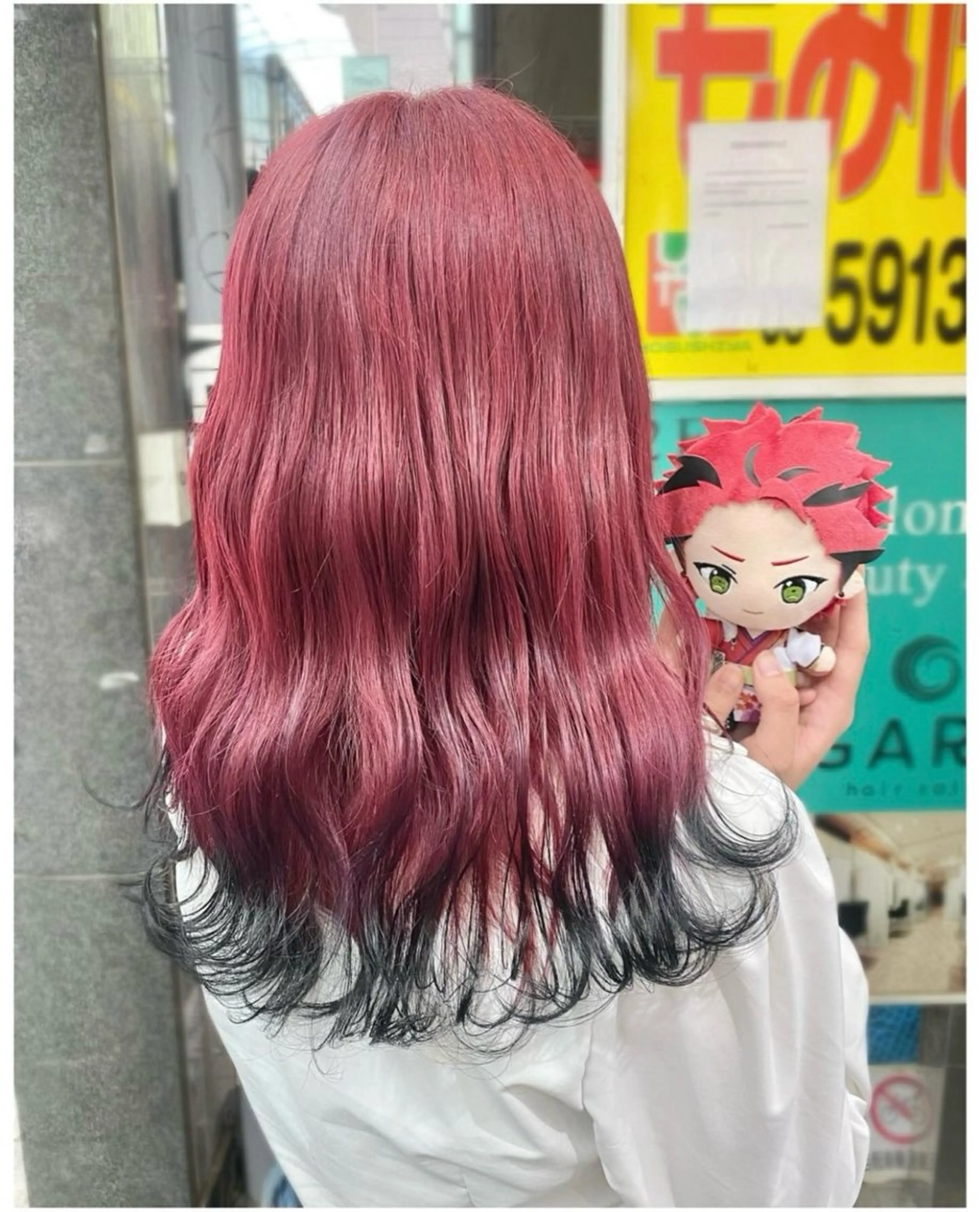 ミディアム カラー 黒髪 レッドカラー ヘアカラー GARU-ガル-所属・TSUNO🦖 派手髪/オタク美容師のヘアスタイル