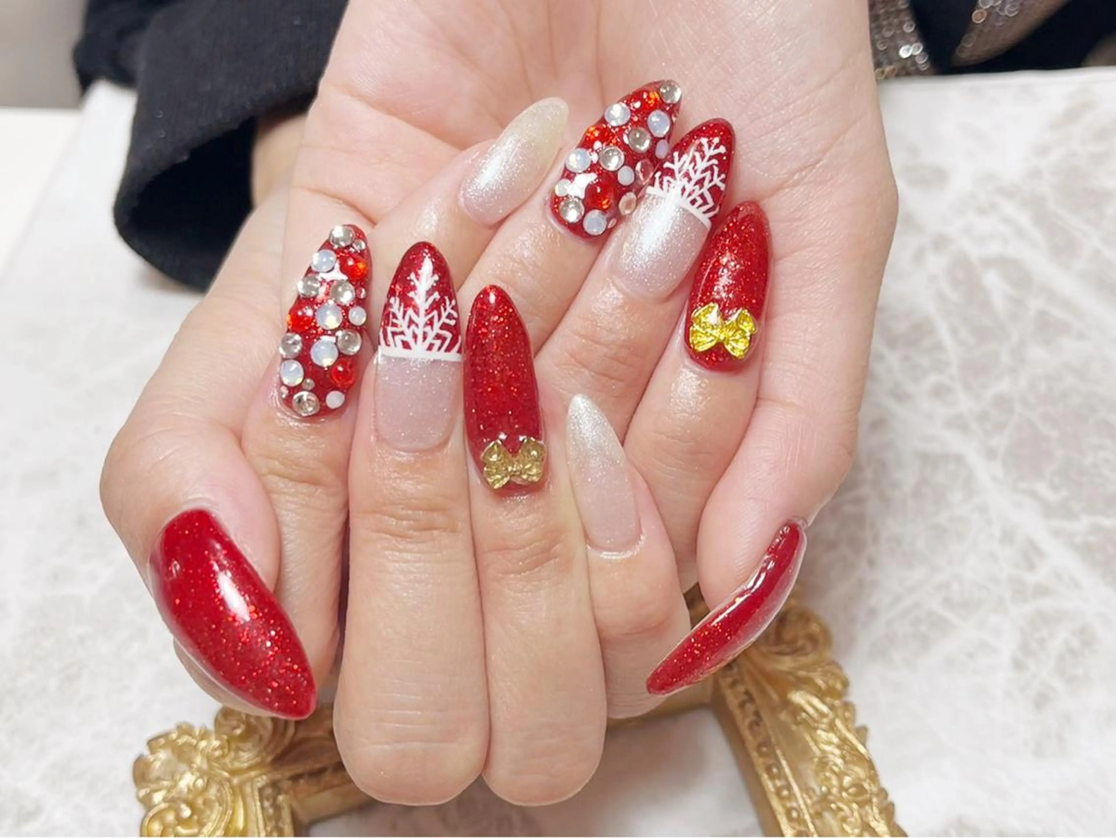 ネイル マツエク・マツパ ハンドネイル マジックミラー所属・マジック ミラーのネイルデザイン