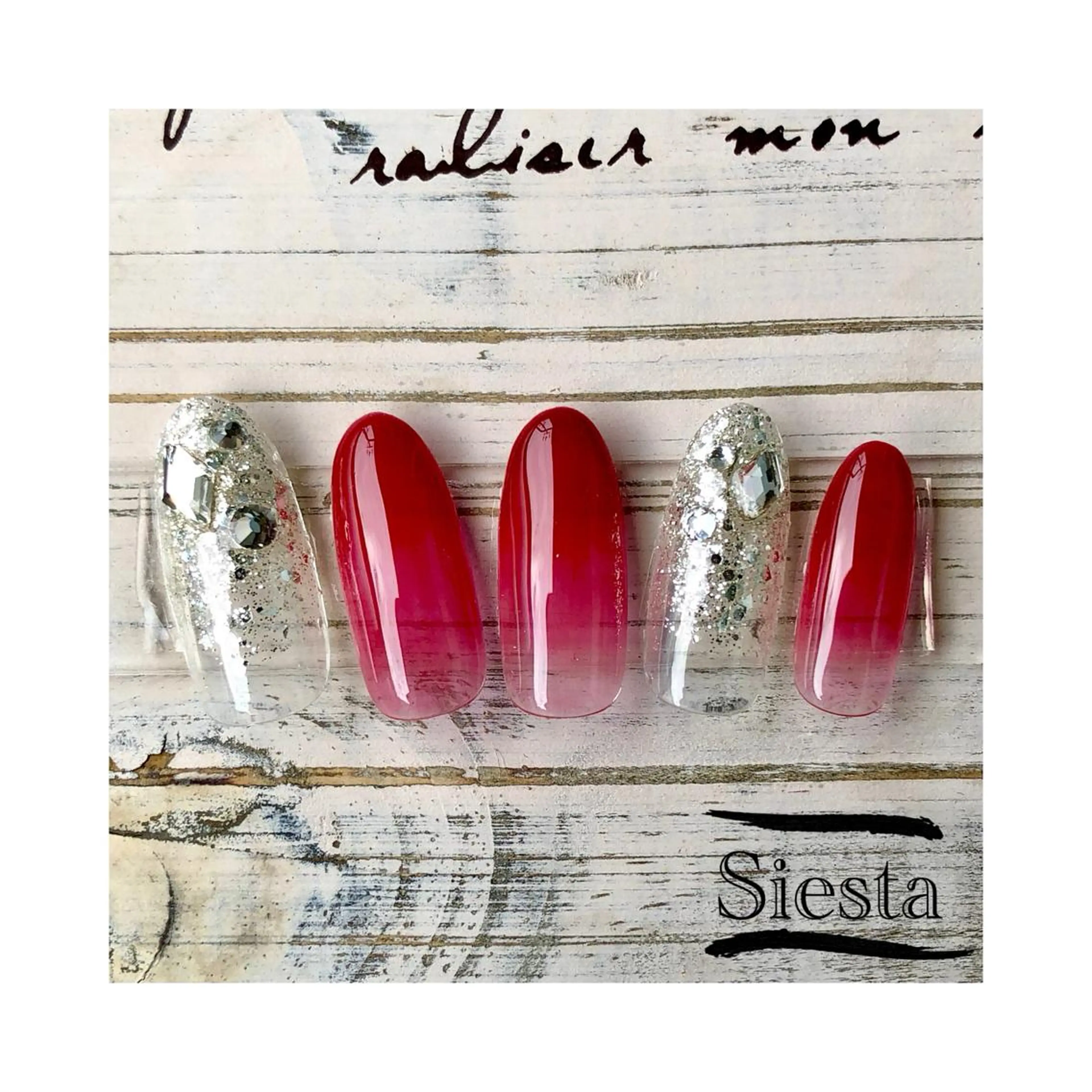 ネイル グラデーション キラキラネイル ハンドネイル Siesta 🌹のマツエク・マツパデザイン