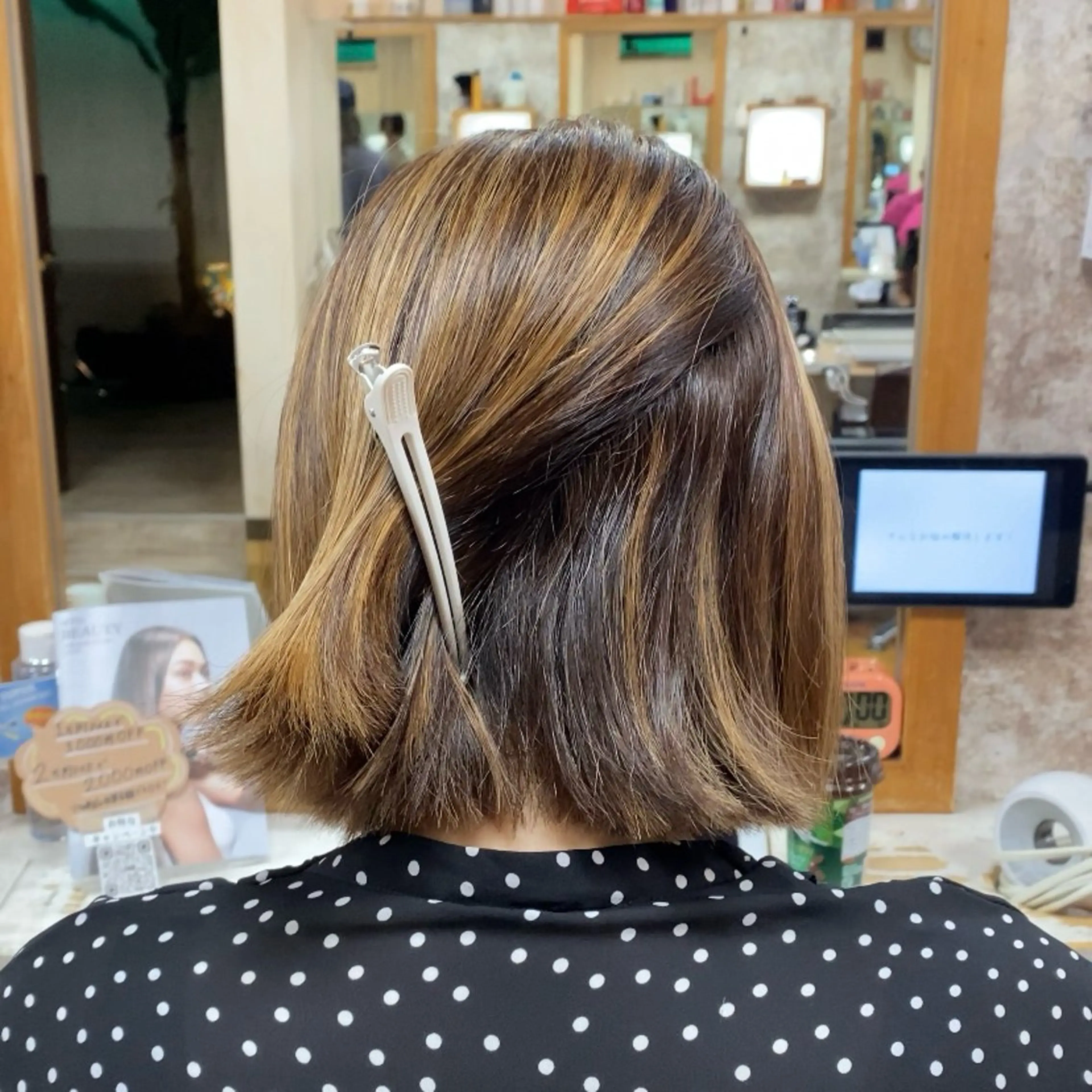 ミディアム YELLOW CORN 金沢文庫所属・【金沢文庫4分】髪質 改善/縮毛矯正アラタのヘアスタイル