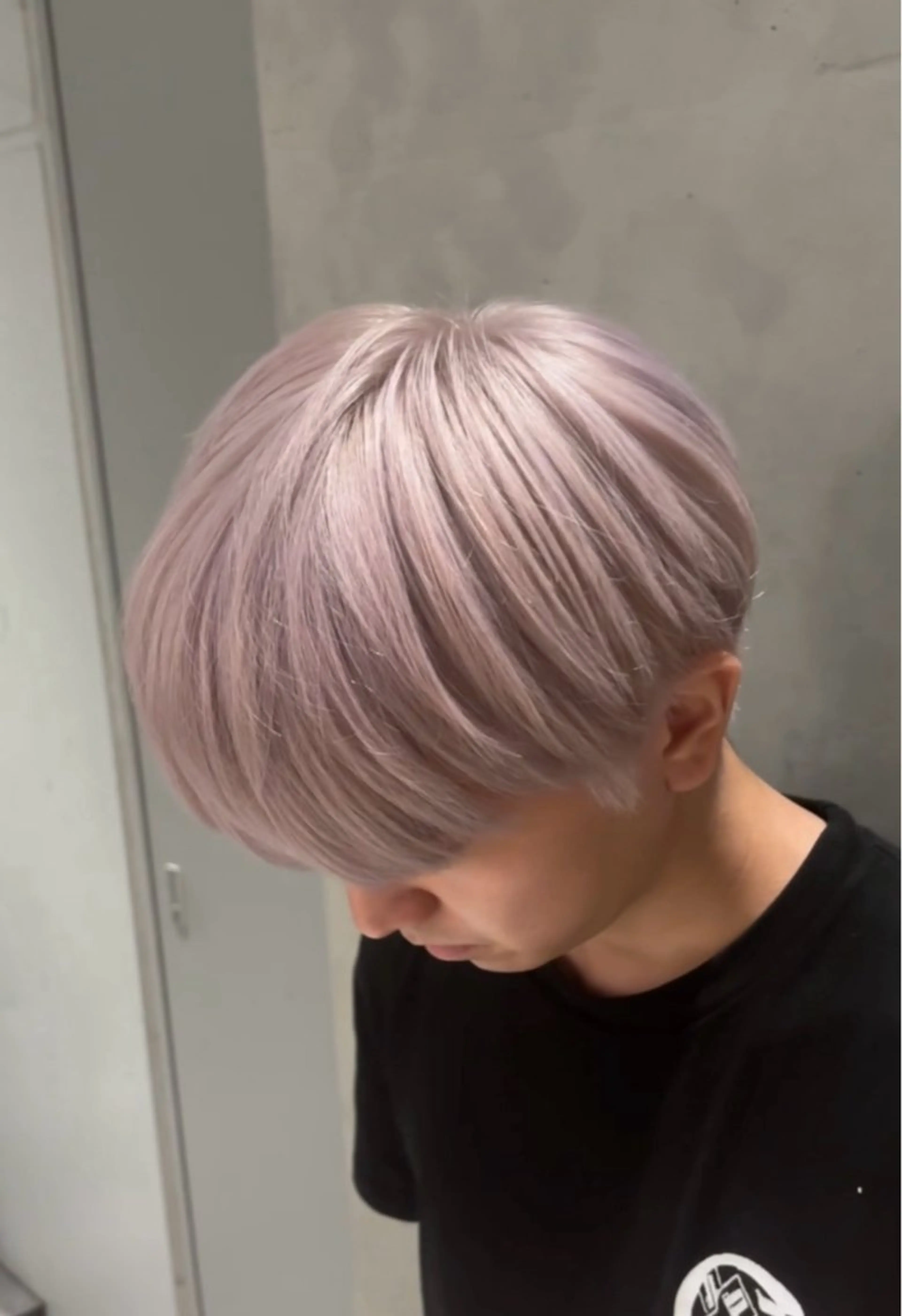 ショート カラー メンズ 落ちる黒 森崎雄斗のヘアスタイル