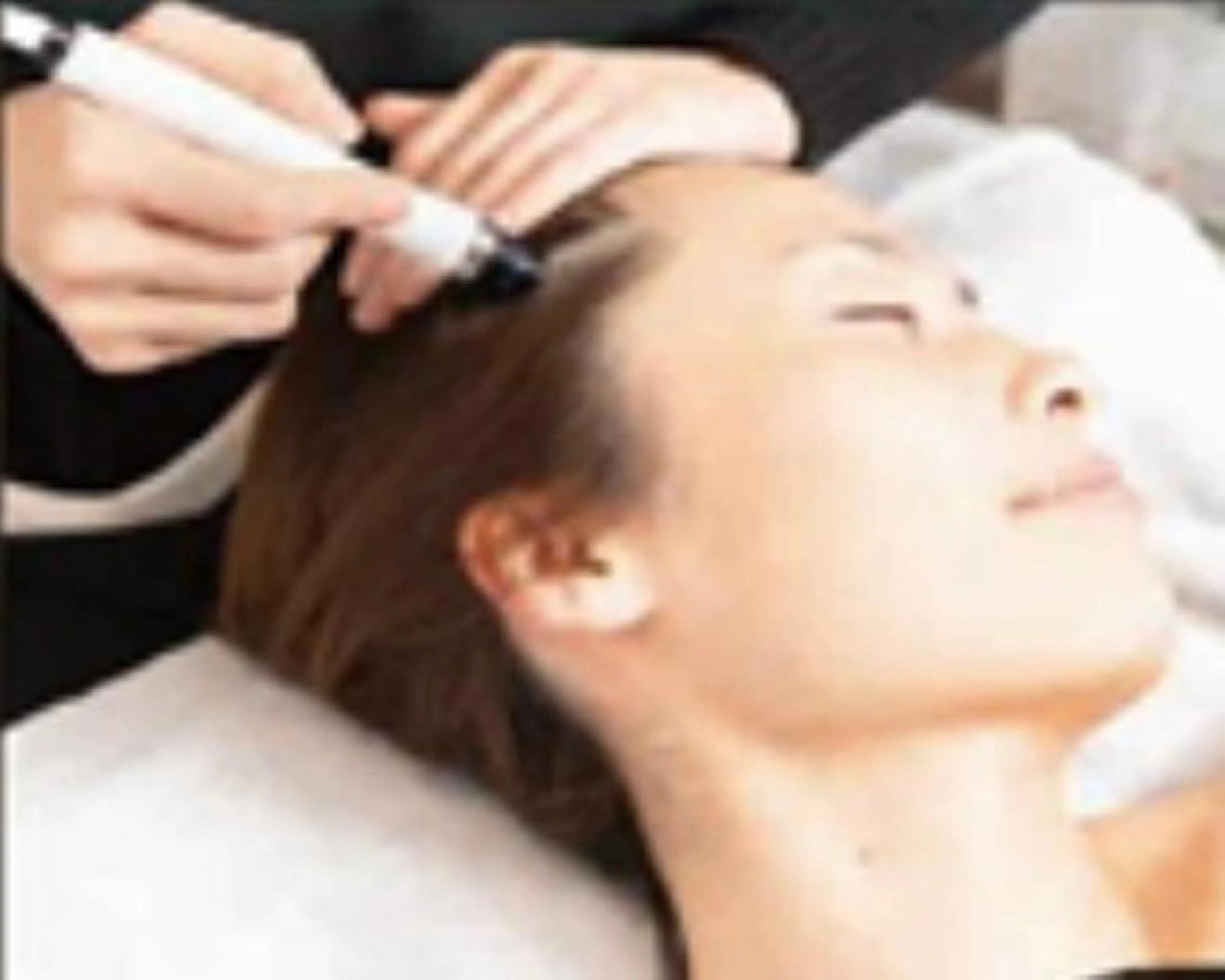 ドライヘッドマッサージ+フットマッサージ(足ツボ)60分の写真