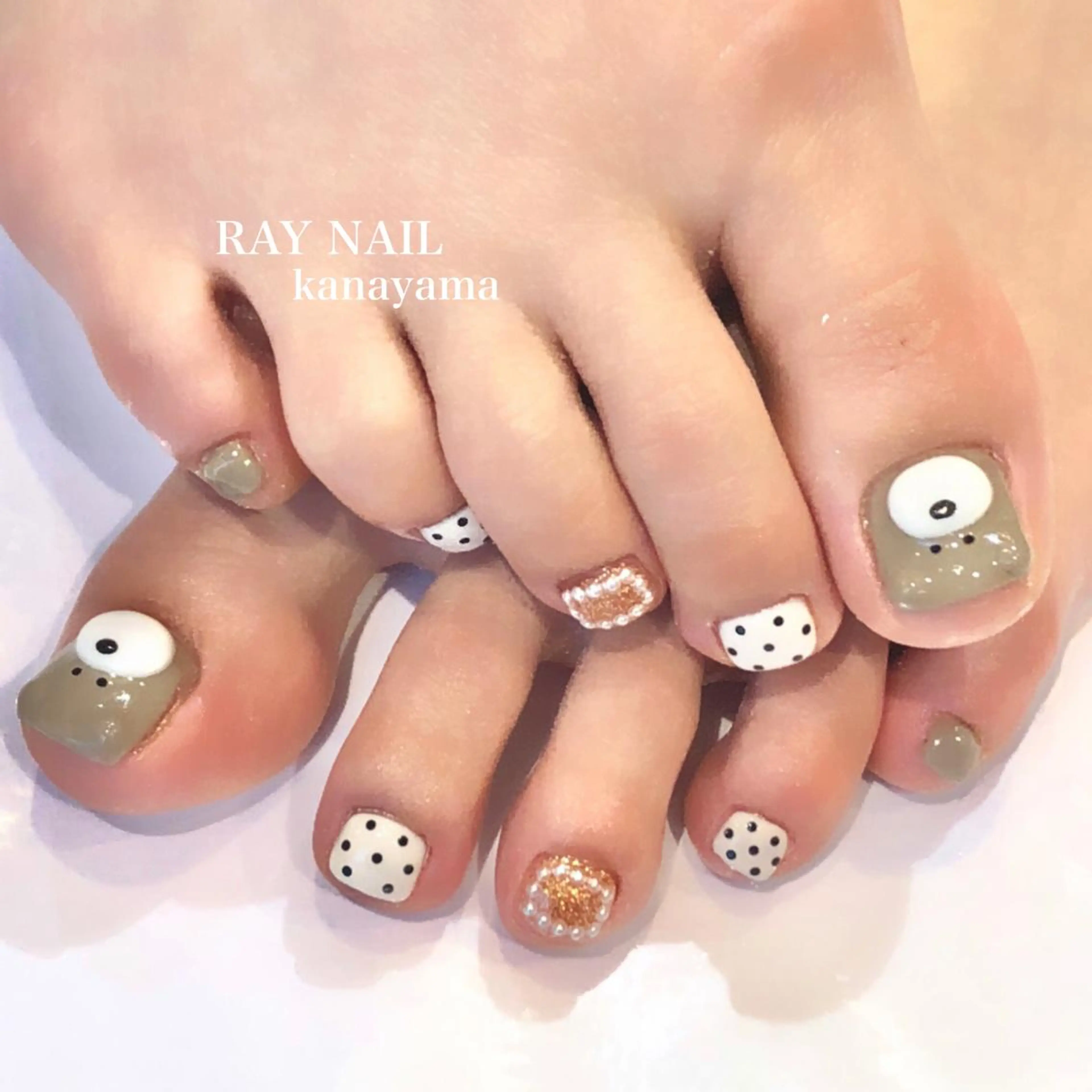 ネイル フットネイル フットネイル Arowa 伊田のネイルデザイン