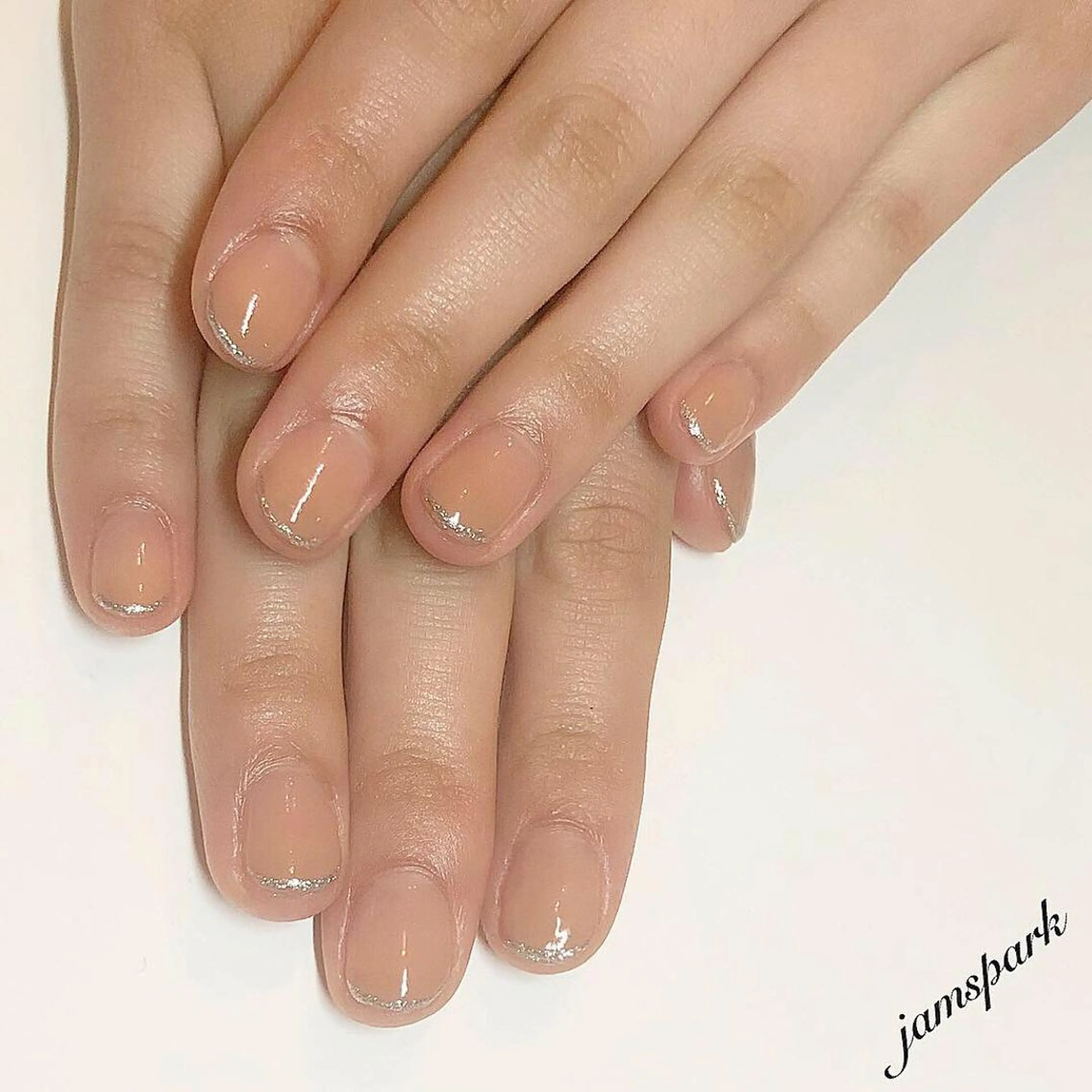 ネイル フレンチネイル ジェルネイル ラメ(グリッター) オフィスネイル ショートネイル ハンドネイル jamspark ✨のネイルデザイン
