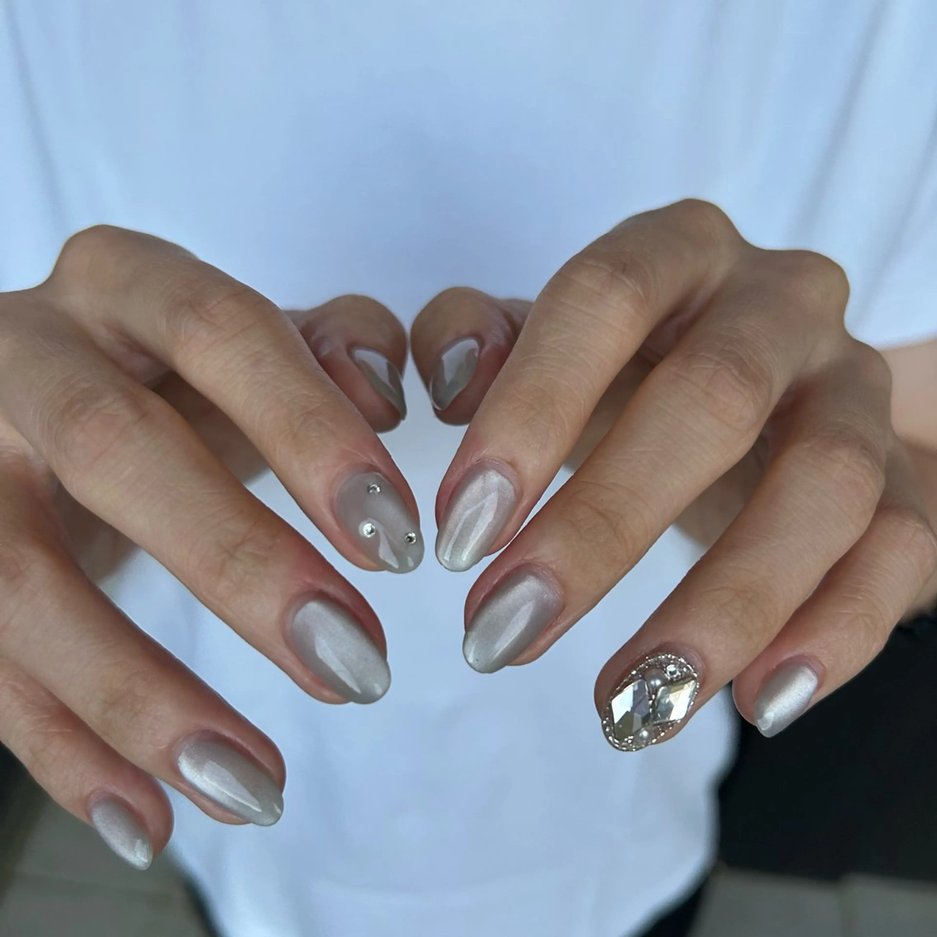 ネイル 鈴木 愛梨のネイルデザイン