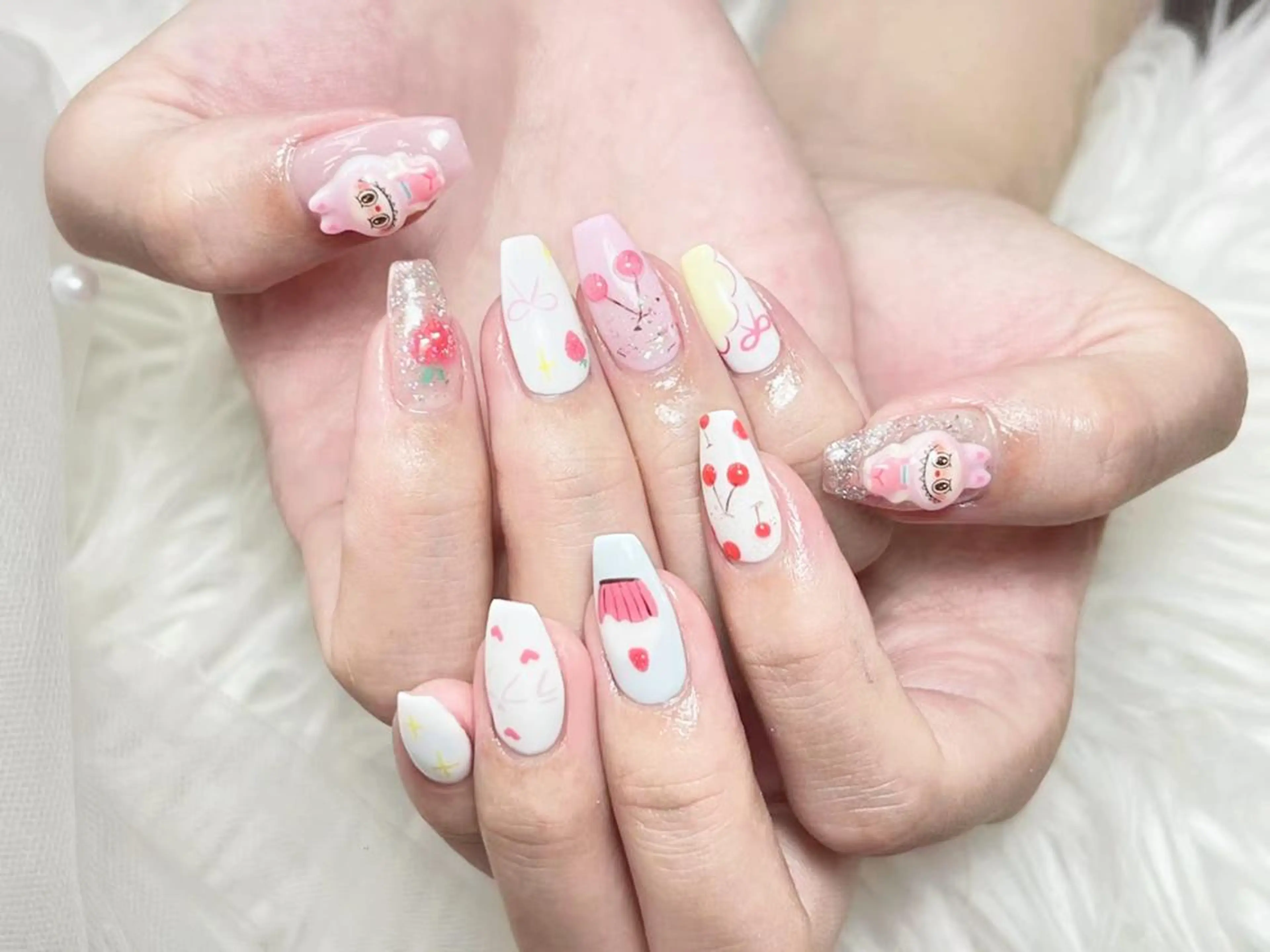 メンズ ネイル アートネイル フレンチネイル ジェルネイル キラキラネイル パラジェル Bloom kabukiのネイルデザイン