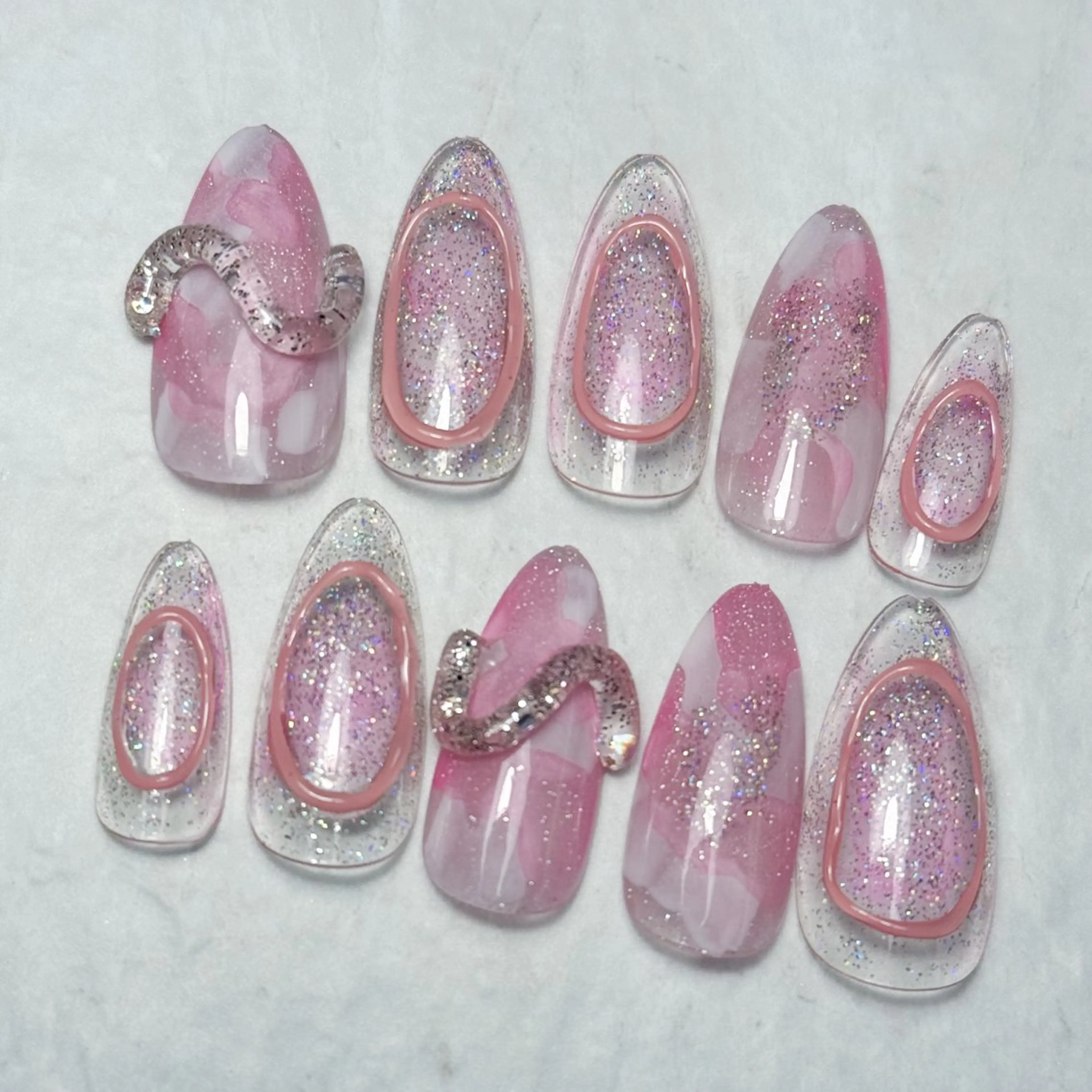 ネイル アートネイル 韓国ネイル マグネットネイル ニュアンスネイル シンプルネイル ハンドネイル MAO / 香椎/美フォルムのネイルデザイン