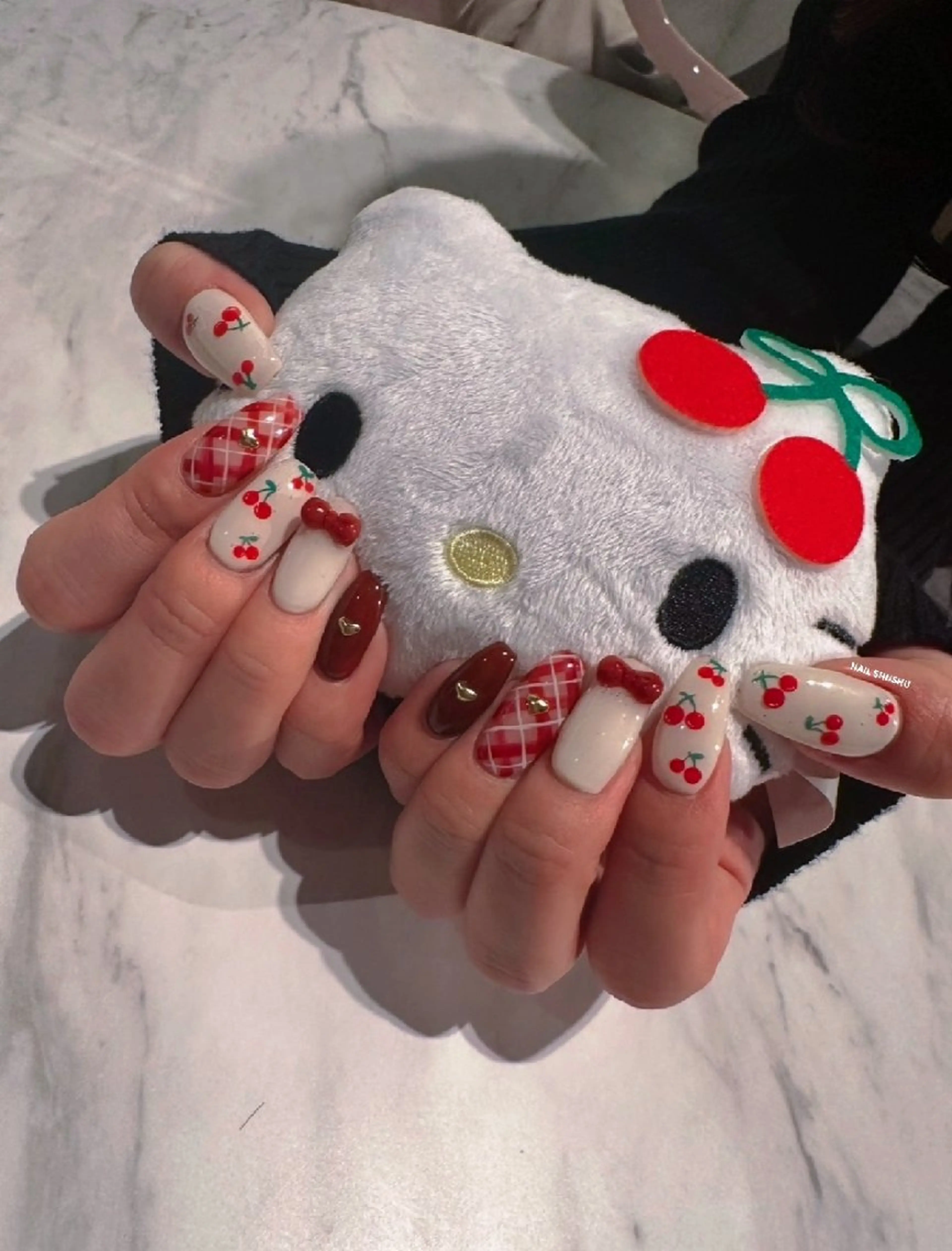 ネイル 3dパーツ/流行り 👧shushu❤️のネイルデザイン