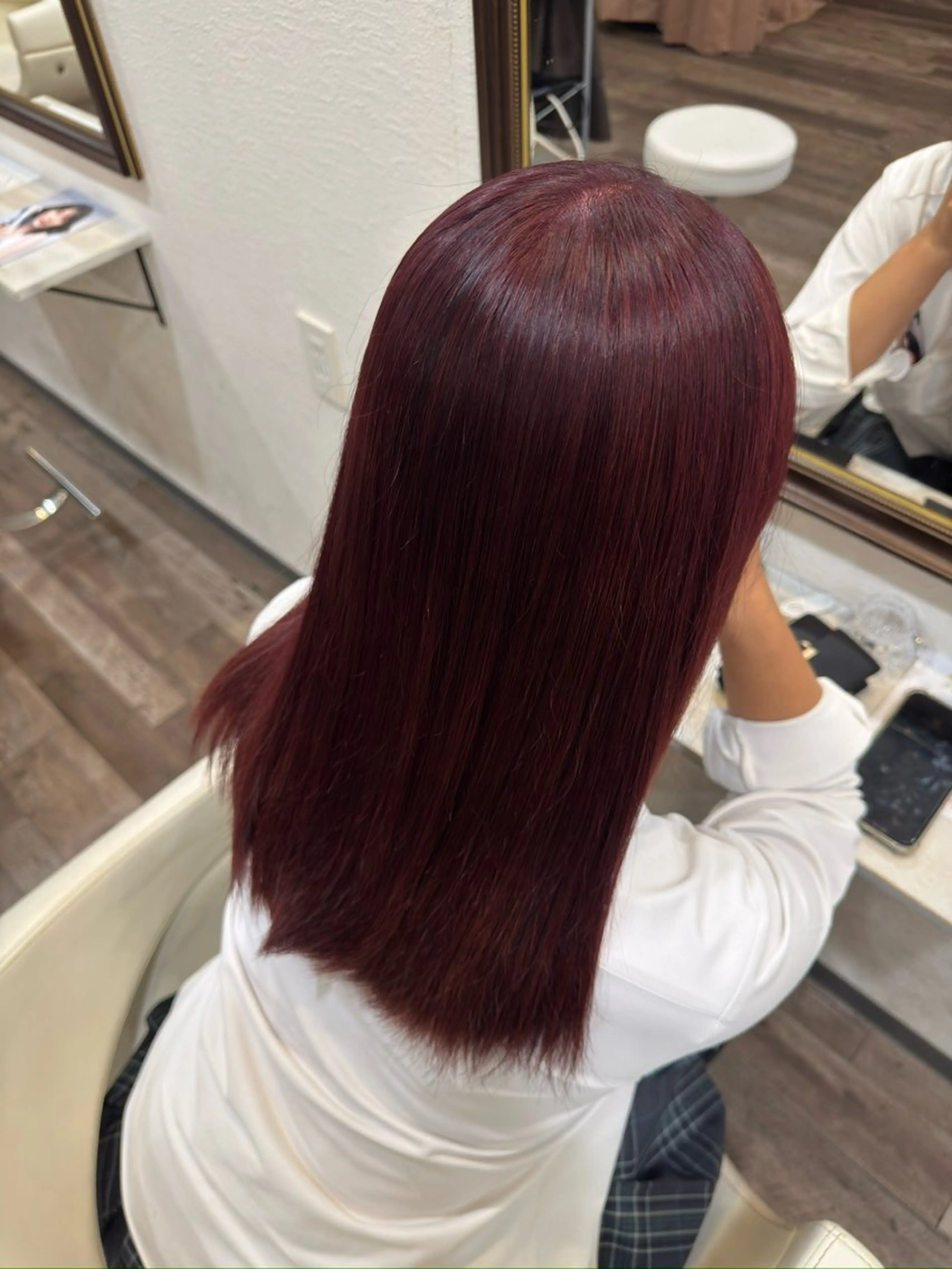 セミロング カラー ヘアカラー 鍵 魁斗のヘアスタイル