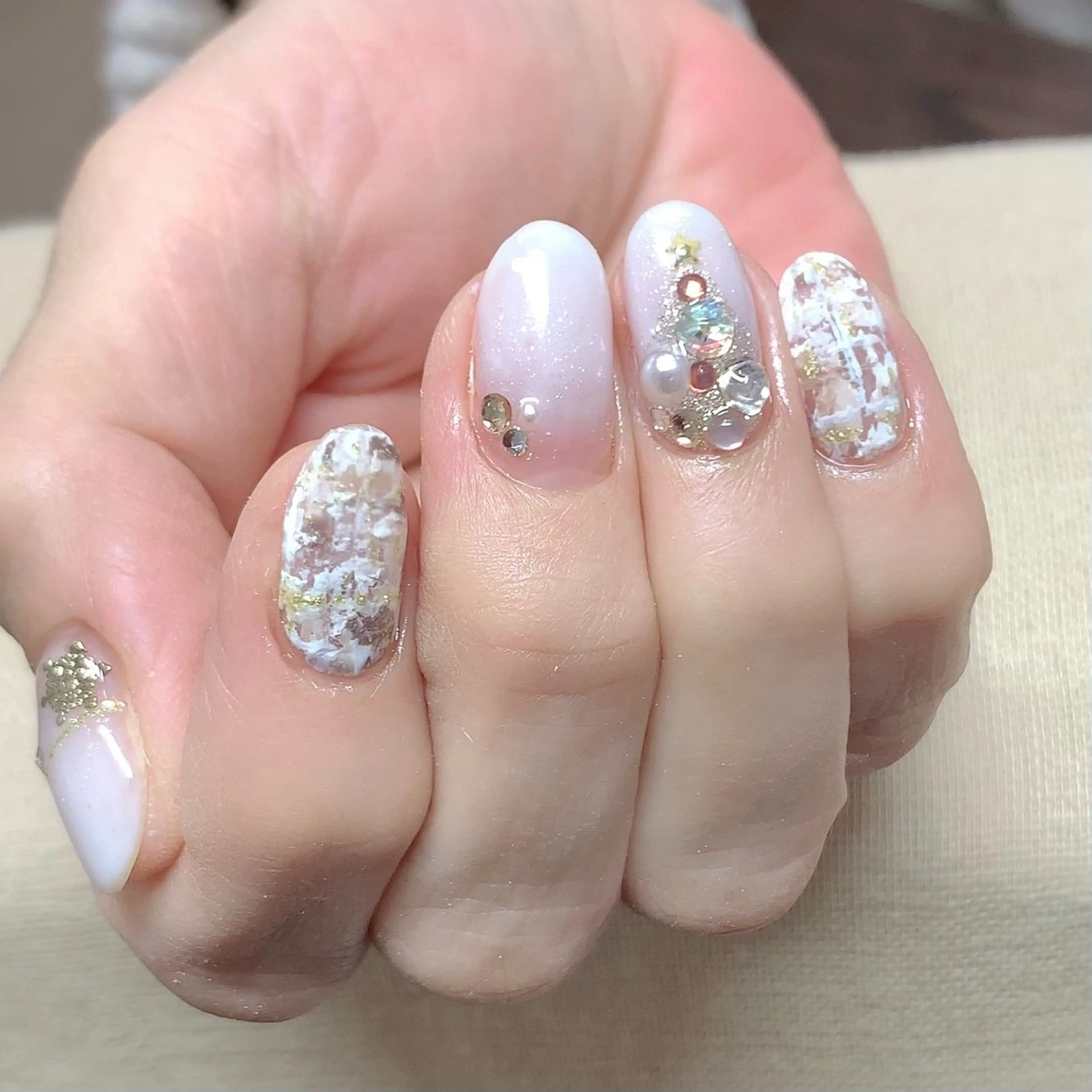 ネイル alma nailsのネイルデザイン